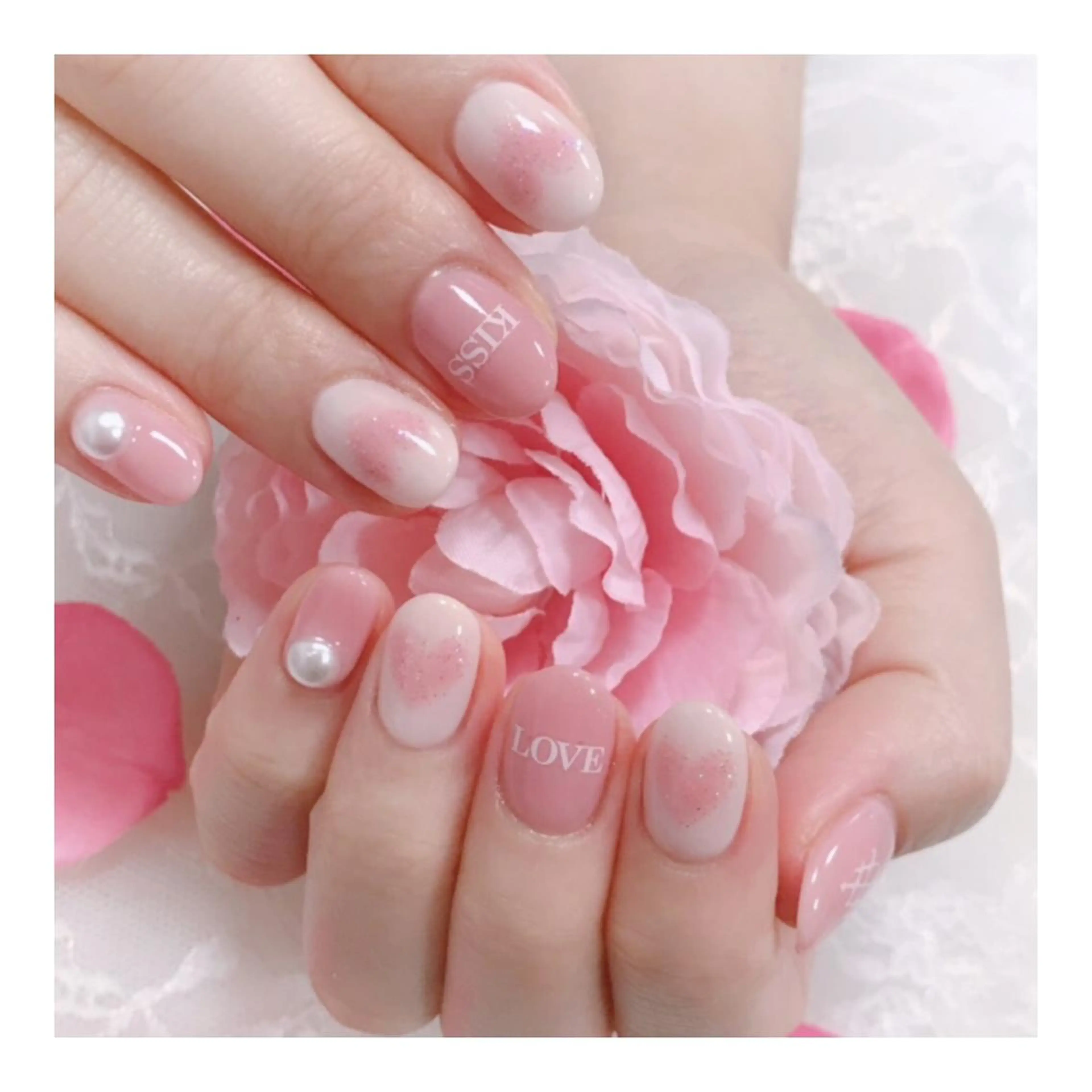 ネイル チークネイル ハート 玉造、森ノ宮 fran2 nailのネイルデザイン