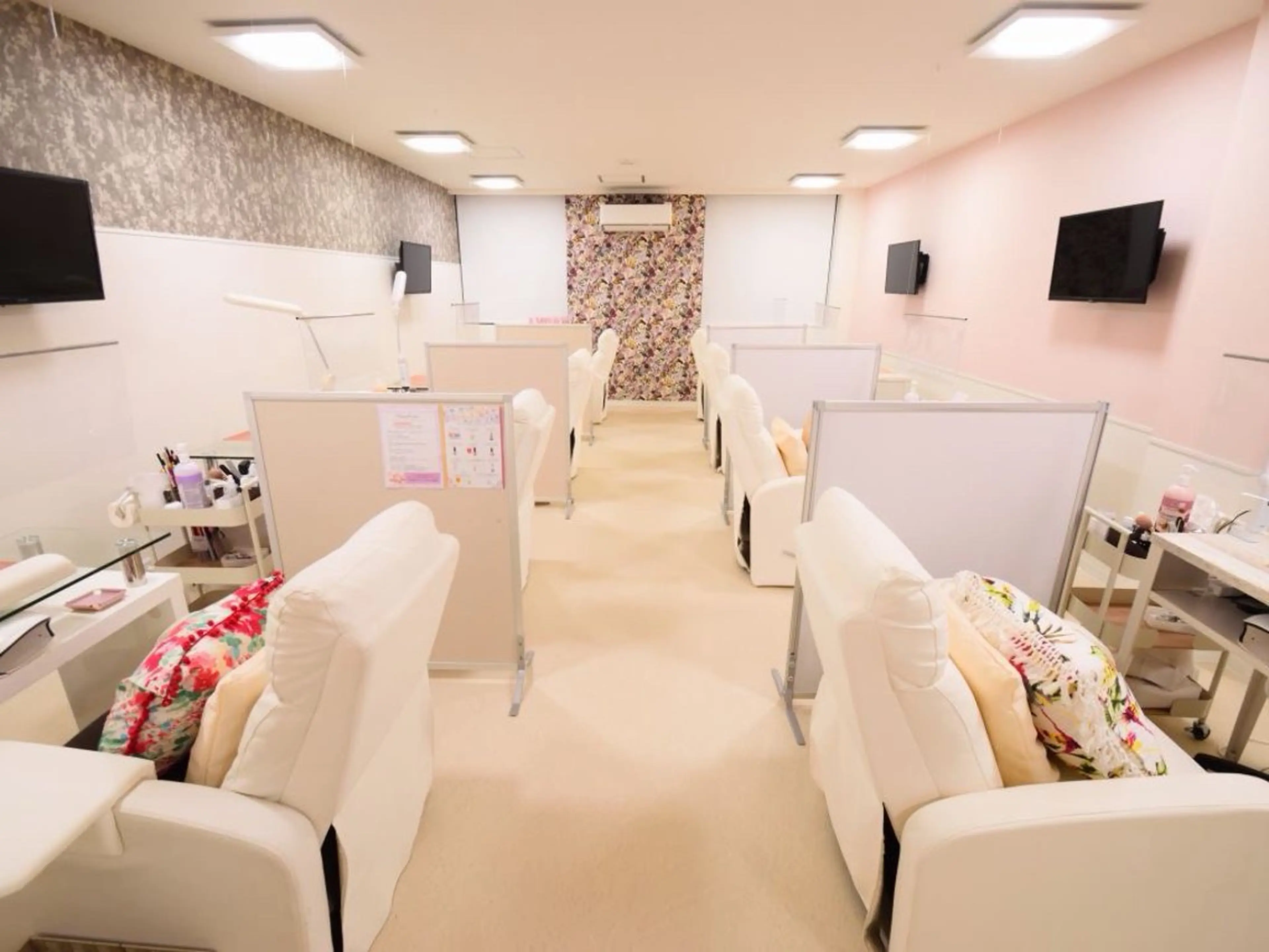 オフなし/フットネイル🦶🏻/ワンカラー✨️【土日祝➕550円】の写真