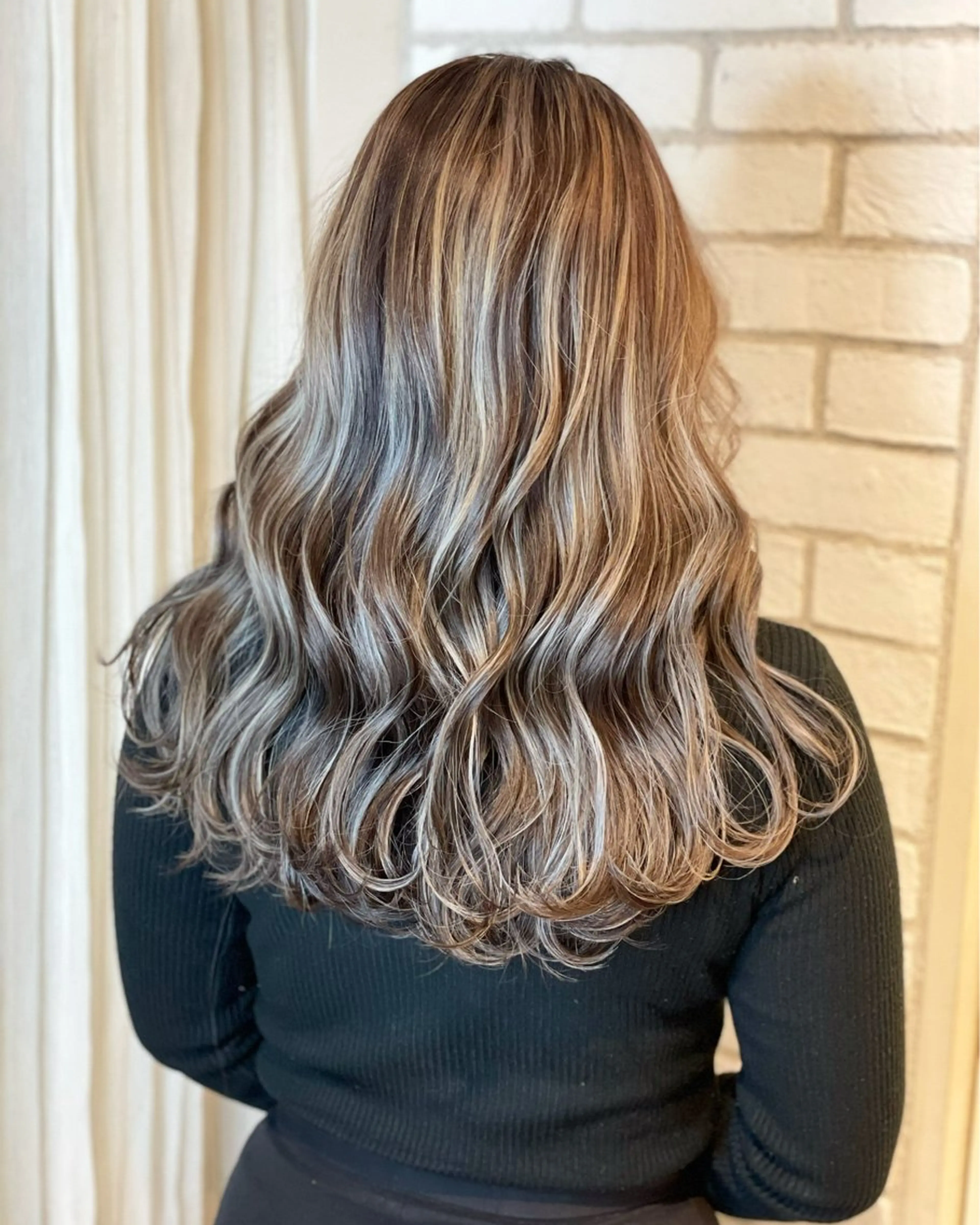 ロング カット ヘアカラー トリートメント 🔗透明感カラー🔗 エクステ✂️はるちかのヘアスタイル