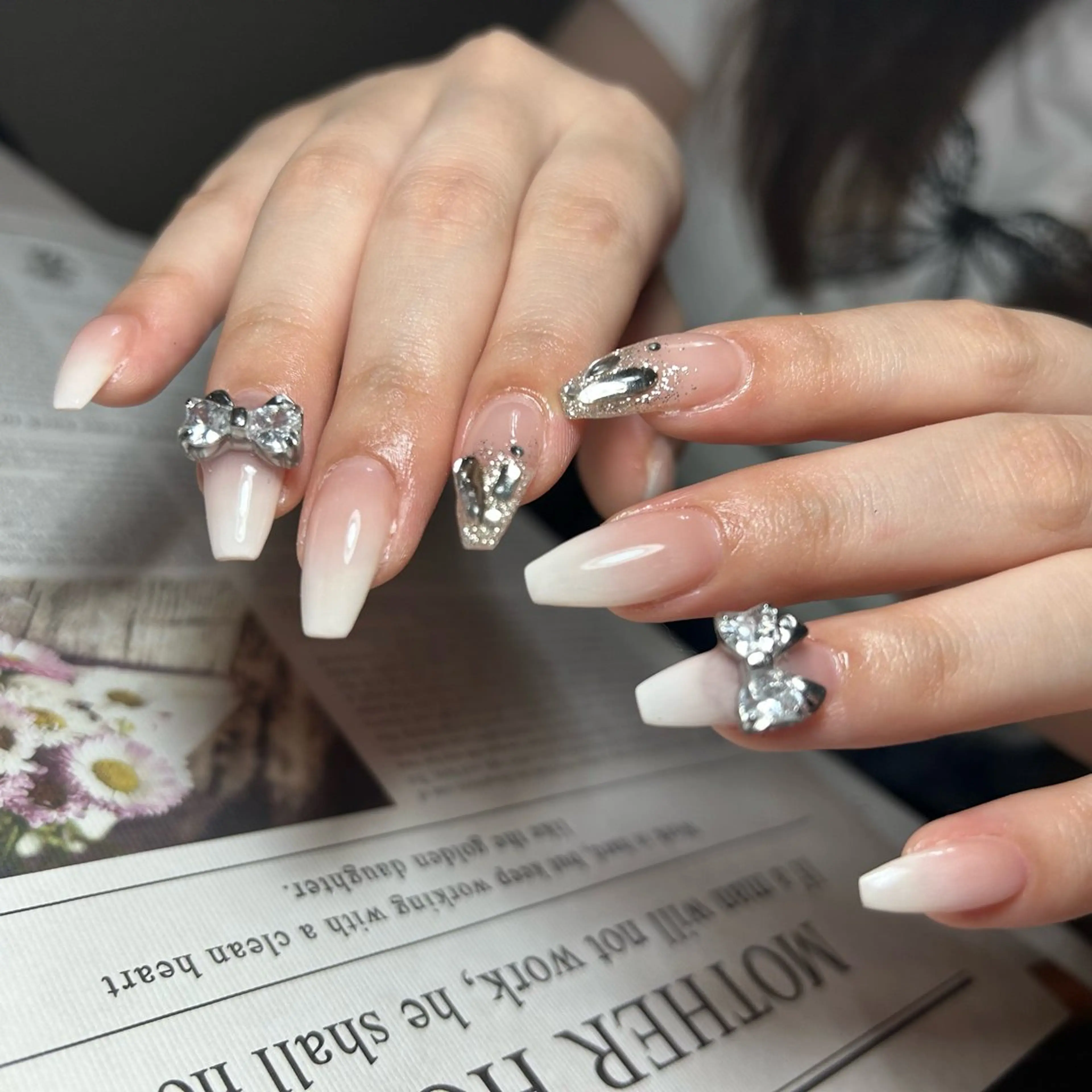 ネイル ハンドネイル nailroom‪ sb‪‪𓈒𓂂𓏸のネイルデザイン