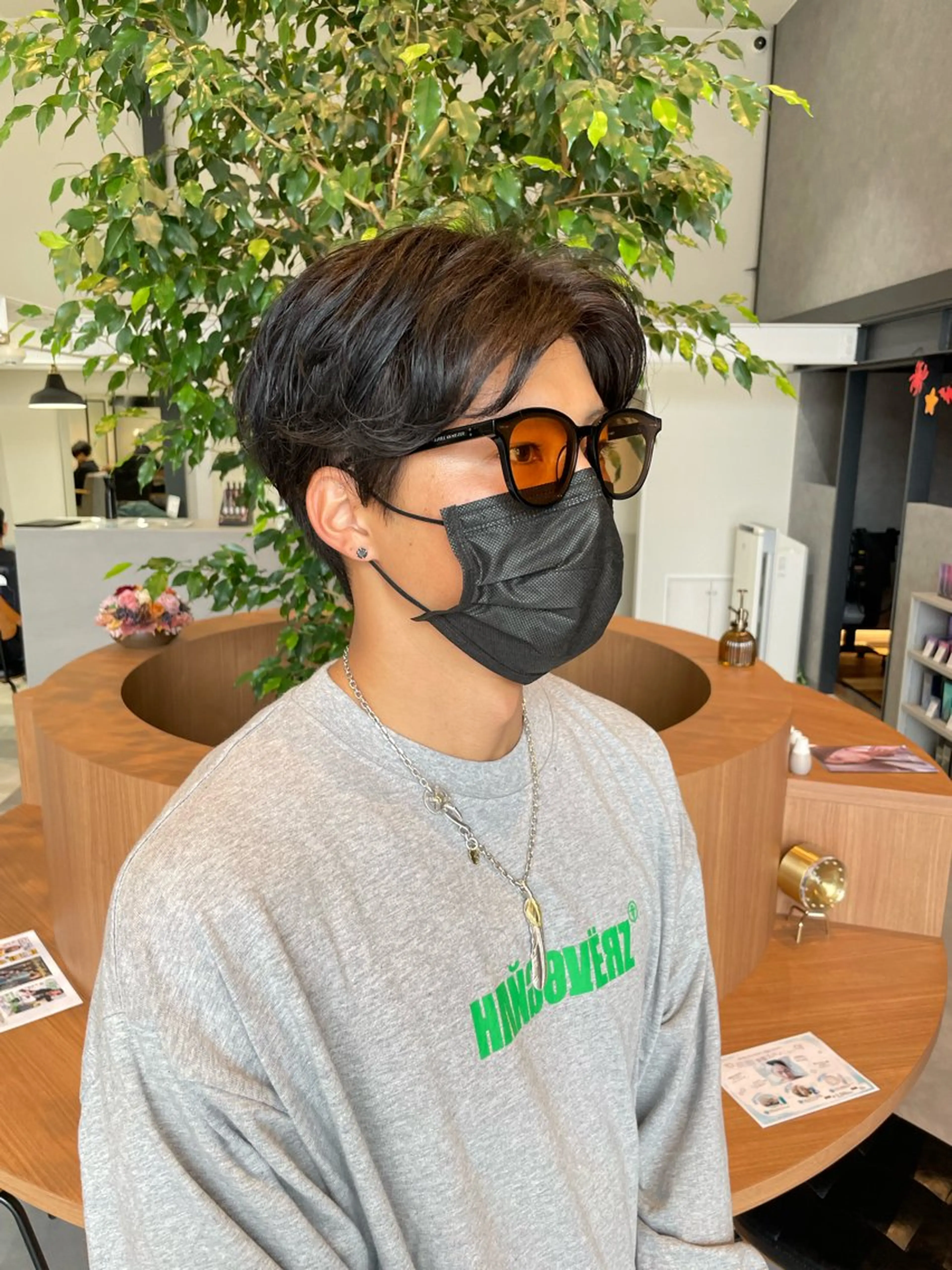 ショート パーマ メンズ センターパート カット ayaka |トレンドヘアのヘアスタイル