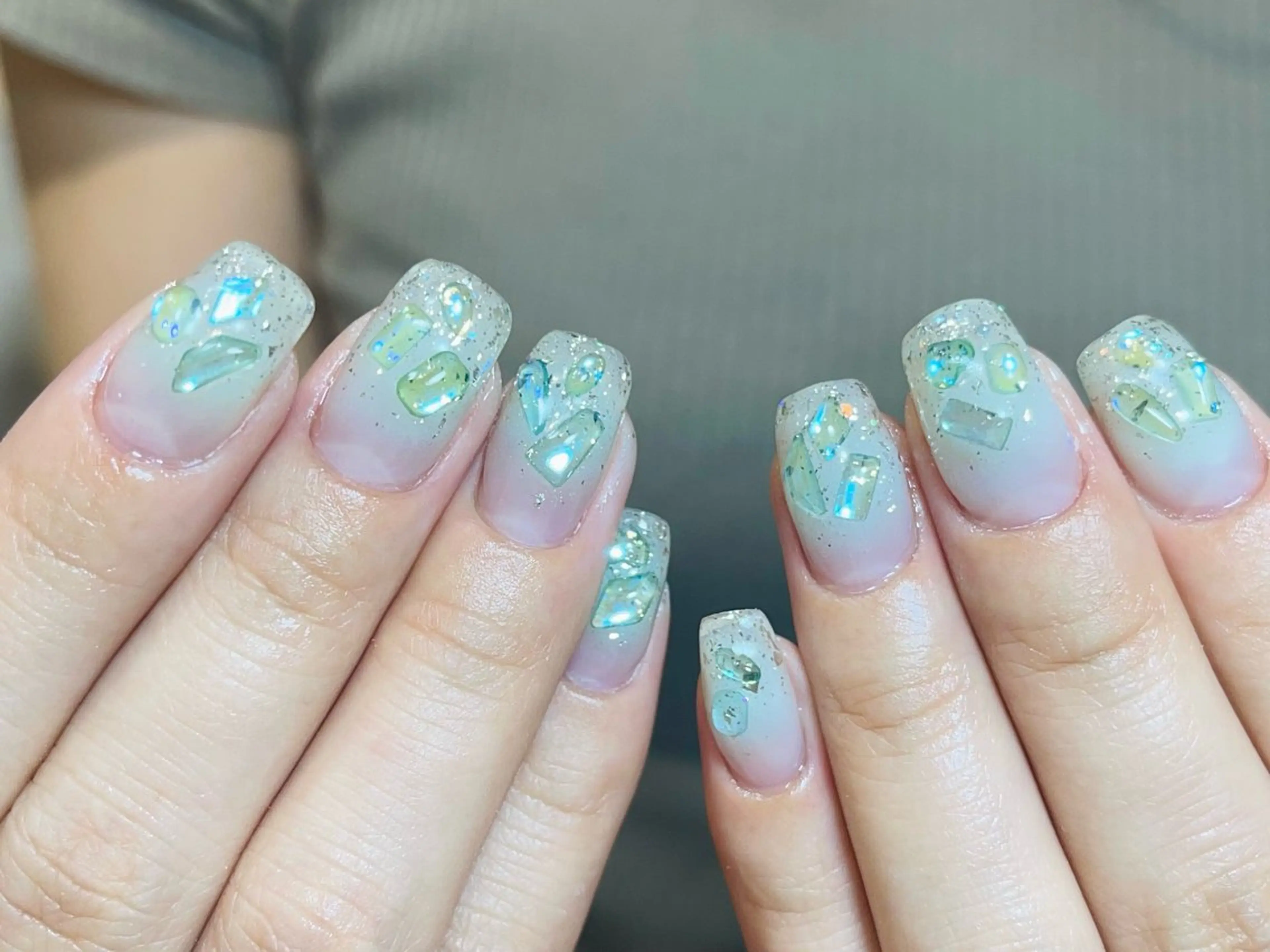 ネイル フレンチネイル ガーリー ガラスフレンチ 韓国ネイル ロングネイル ハンドネイル Venus nail チップ長さだし専門店のネイルデザイン