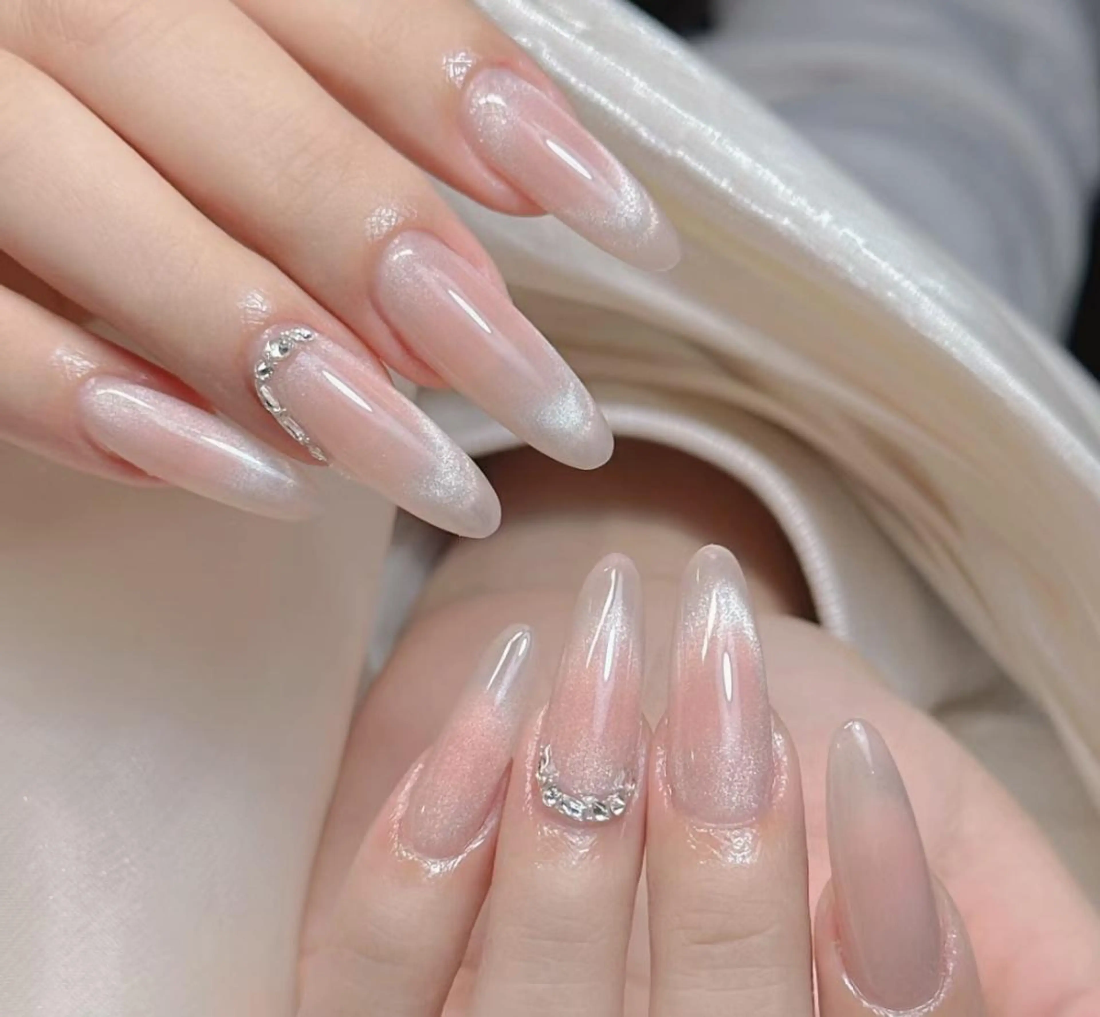 ネイル VIVIAN エイのネイルデザイン