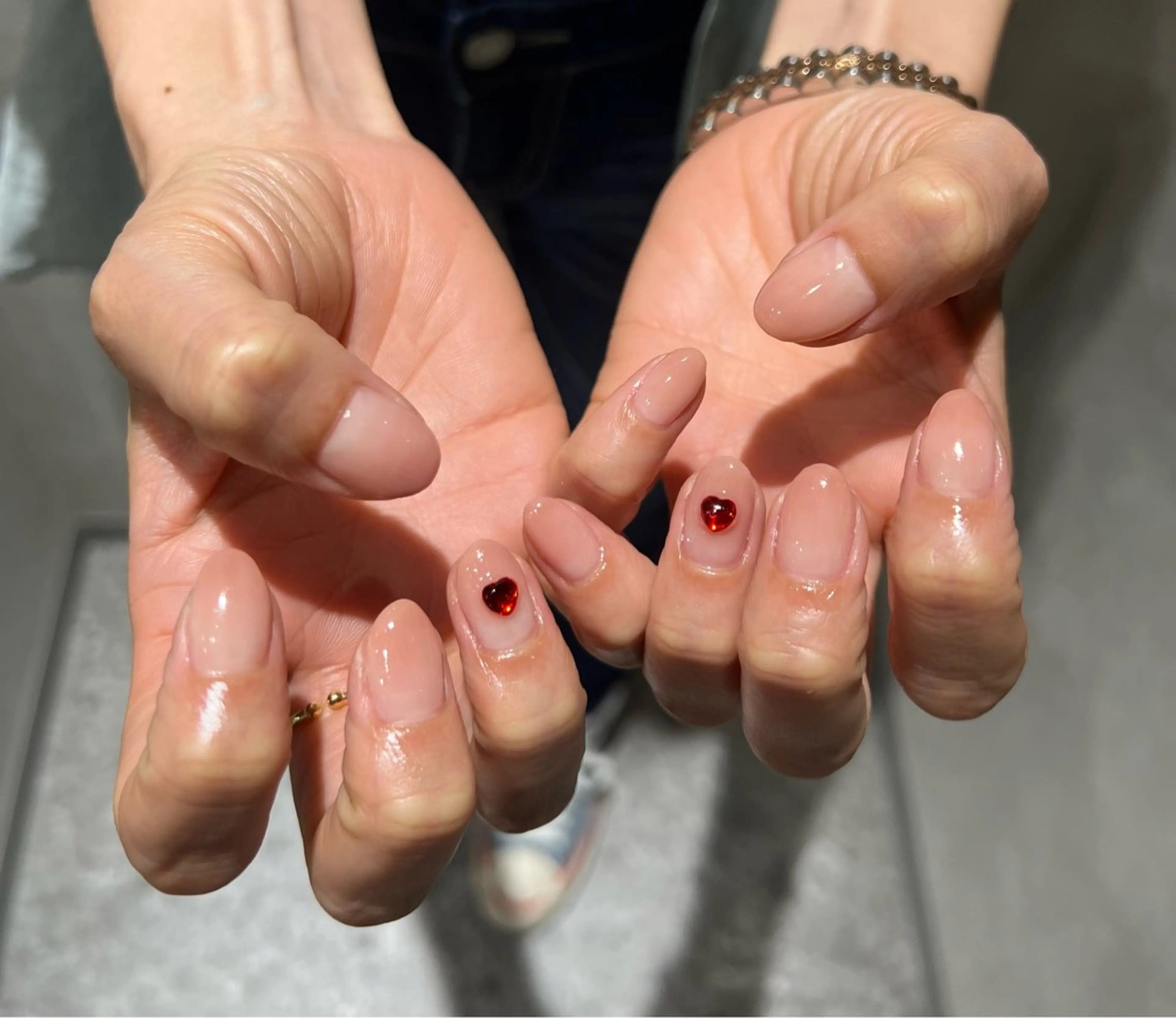 ネイル グラデーション オフィスネイル シンプルネイル Rommy Arisaのネイルデザイン