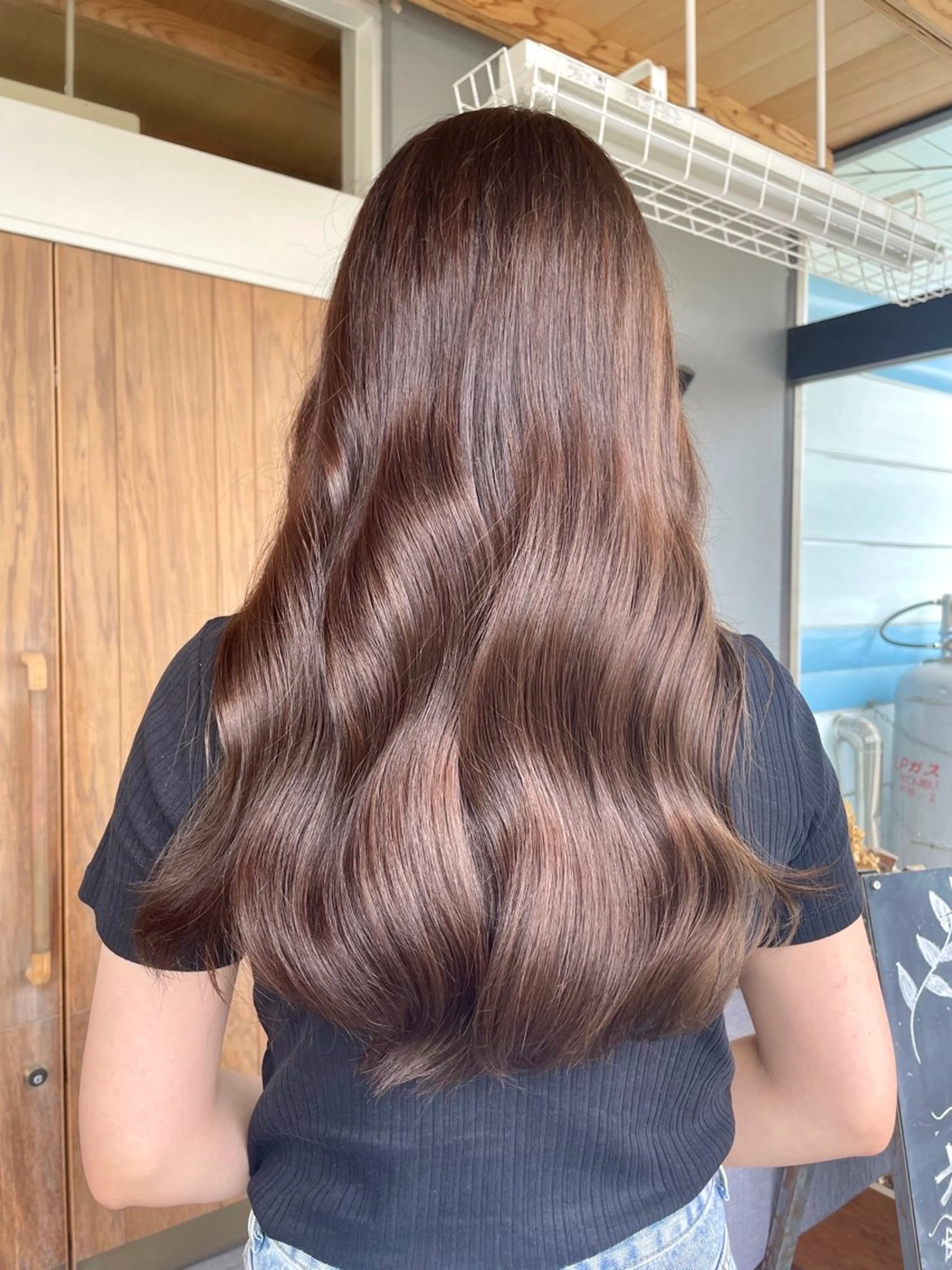 ロング カラー ブリーチ ブラウンカラー ケアブリーチ イヤリングカラー インナーカラー mopa所属・mopa_kaede 暖色カラー/ロングのヘアスタイル