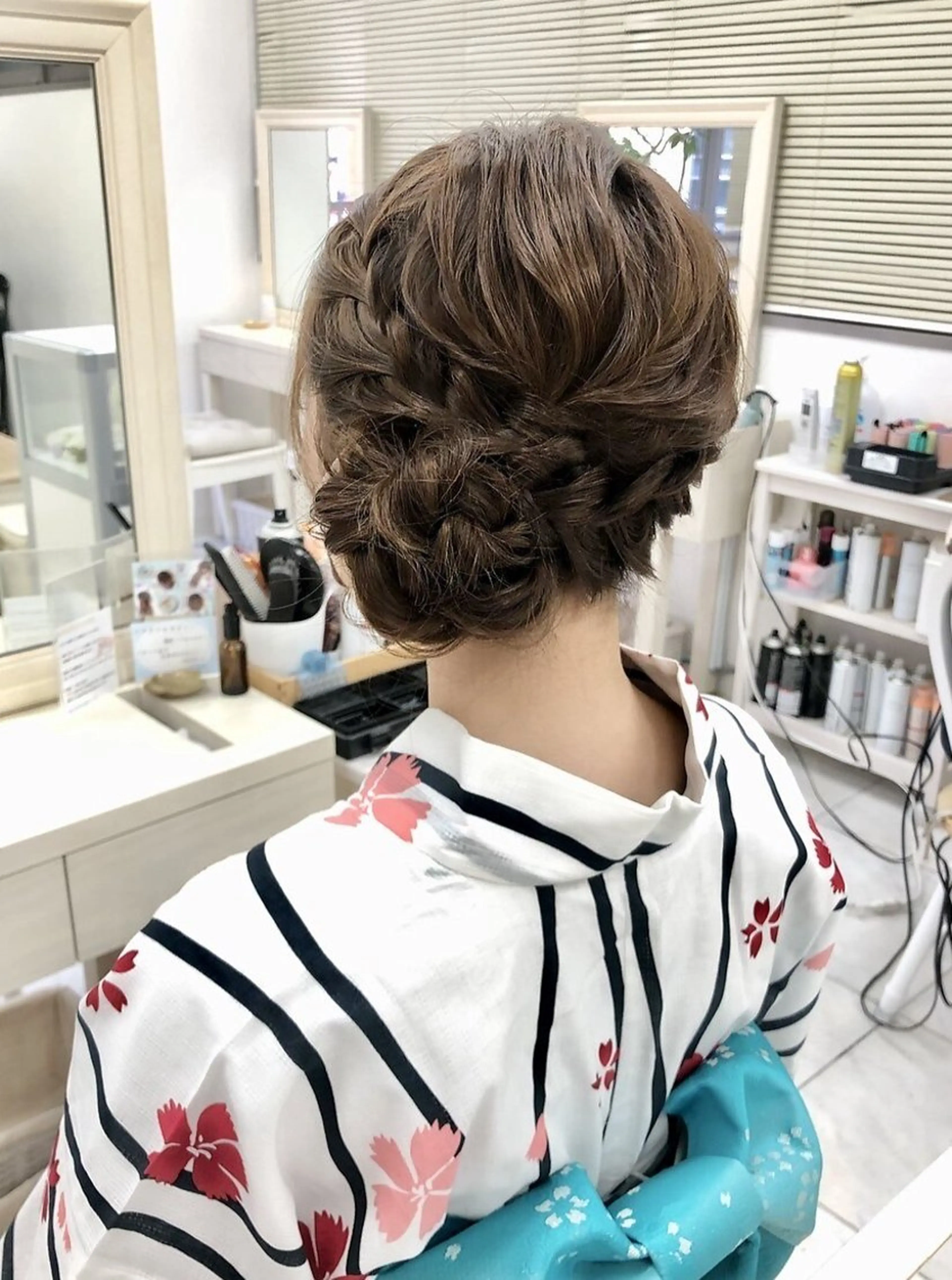 ヘアアレンジ お団子ヘア 似合わせヘアメイク 💐オダギリチアキのヘアスタイル
