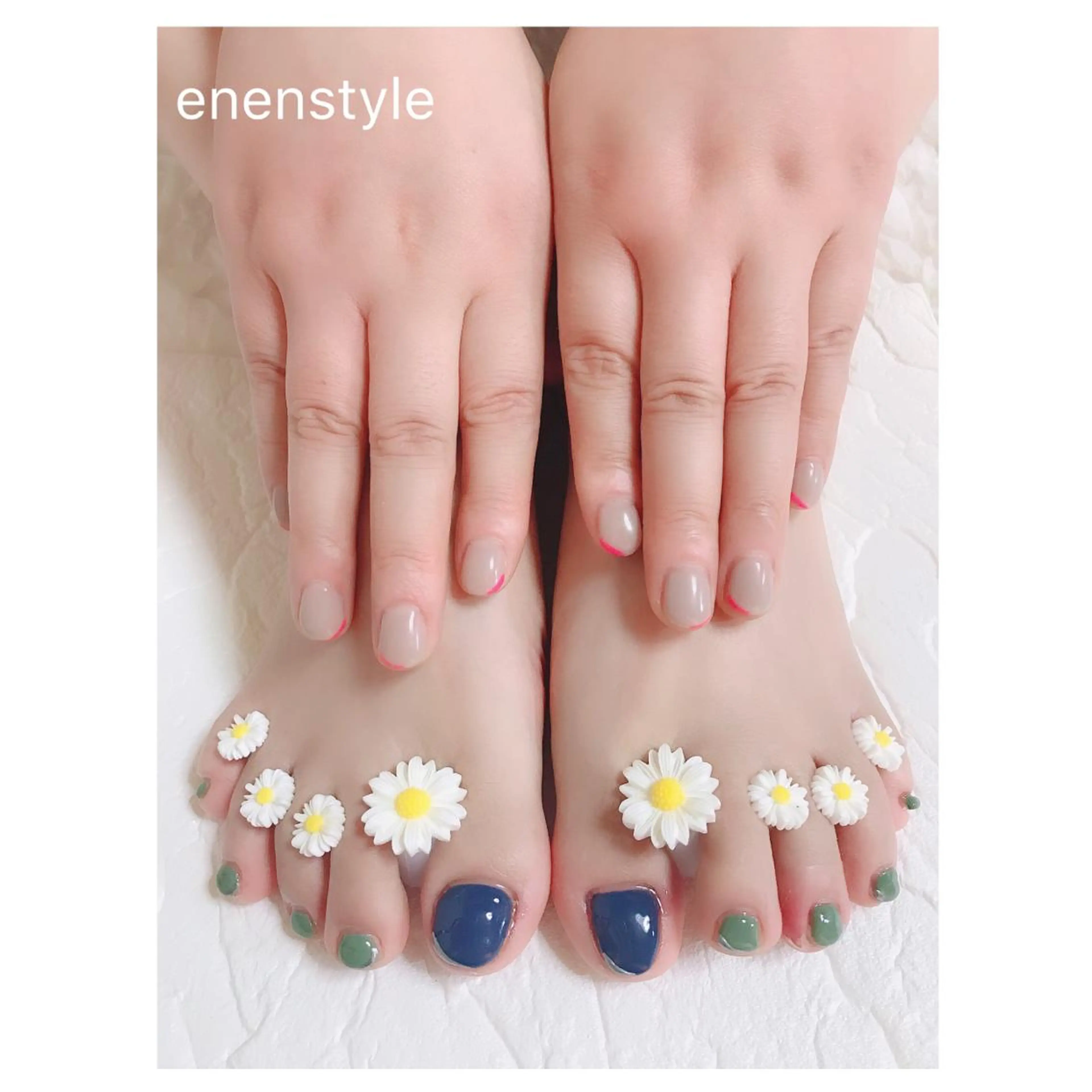 ショート ネイル ジェルネイル ニュアンスネイル オフィスネイル ワンカラーネイル シンプルネイル 👑enen style👑のネイルデザイン