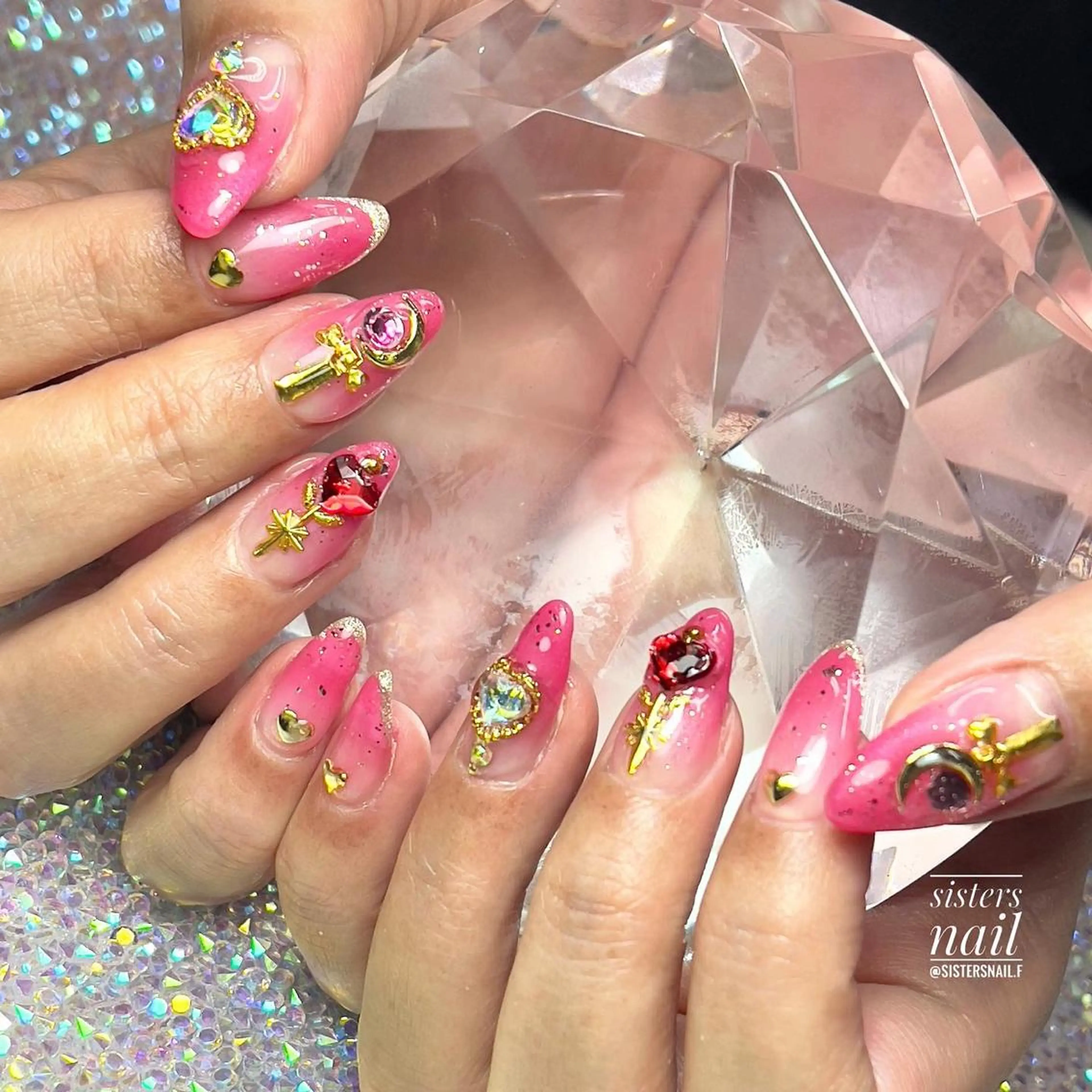 ネイル アートネイル ジェルネイル グラデーション ハート キラキラネイル sisters nail.fのネイルデザイン