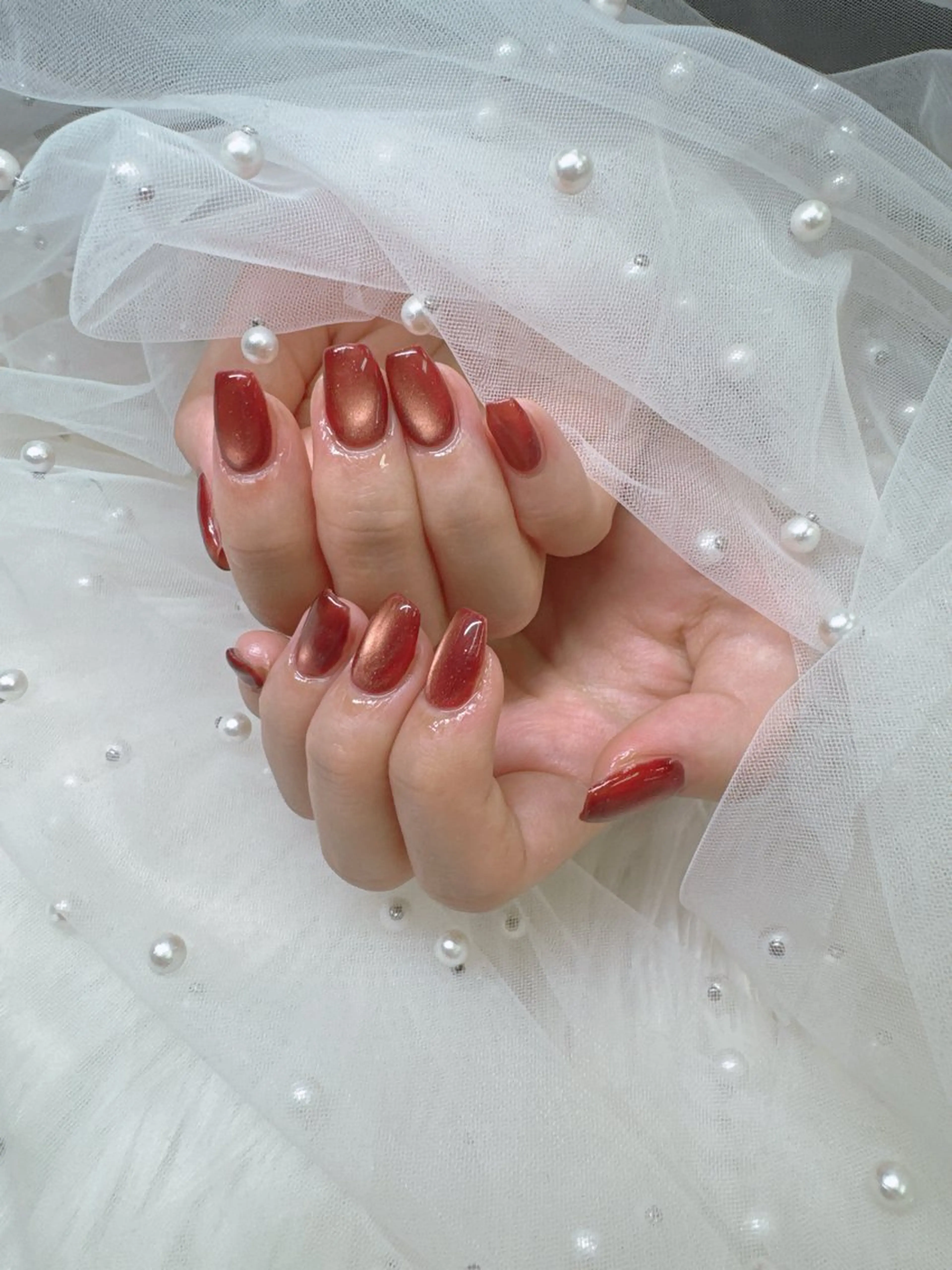 ネイル ジェルネイル キラキラネイル ロングネイル マグネットネイル ワンカラーネイル ハンドネイル Queeens nailのネイルデザイン