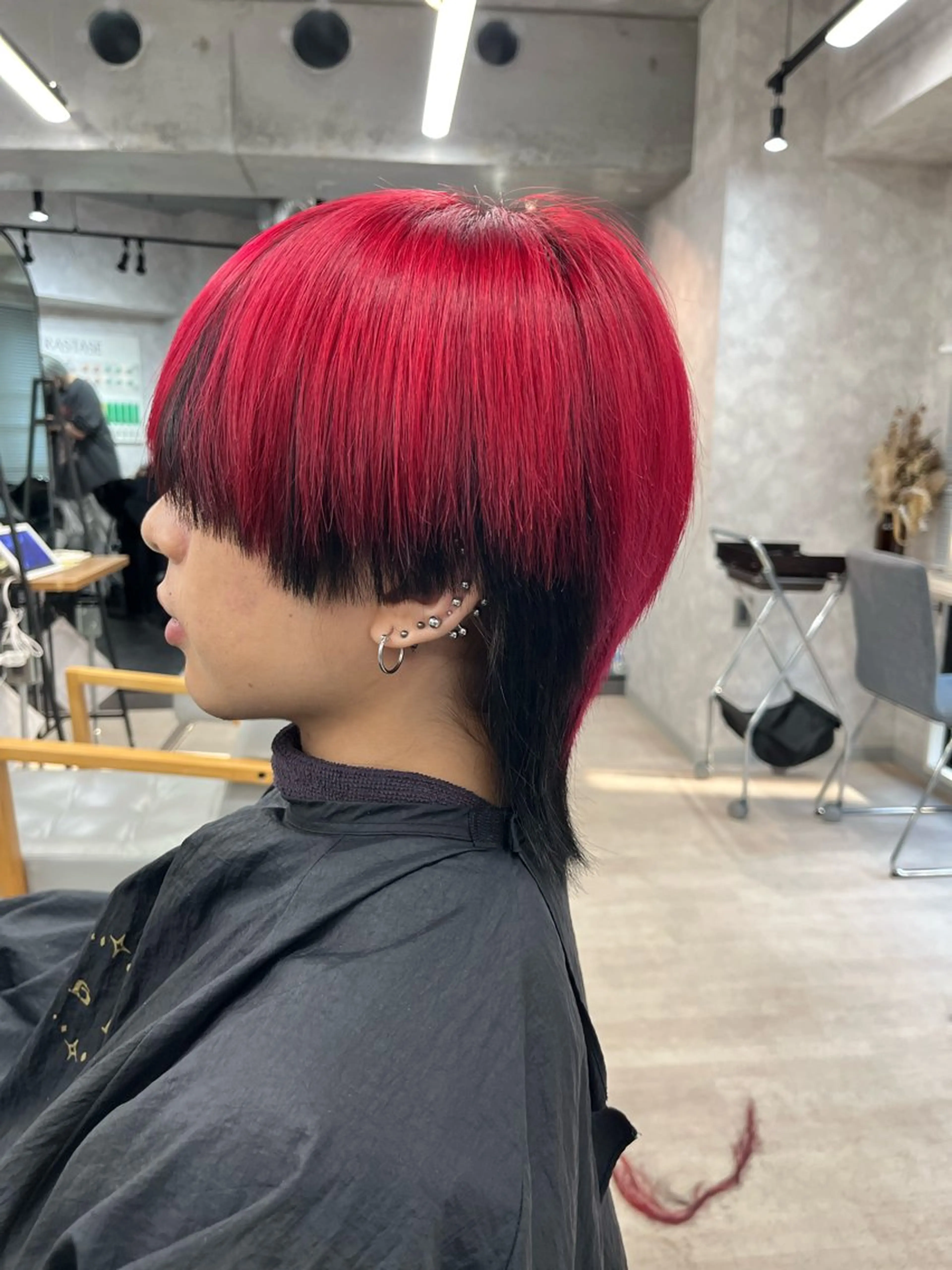 ミディアム カラー メンズ カット ヘアセット メンズパーマ特化 🔥韓国ヘア職人🔥のヘアスタイル