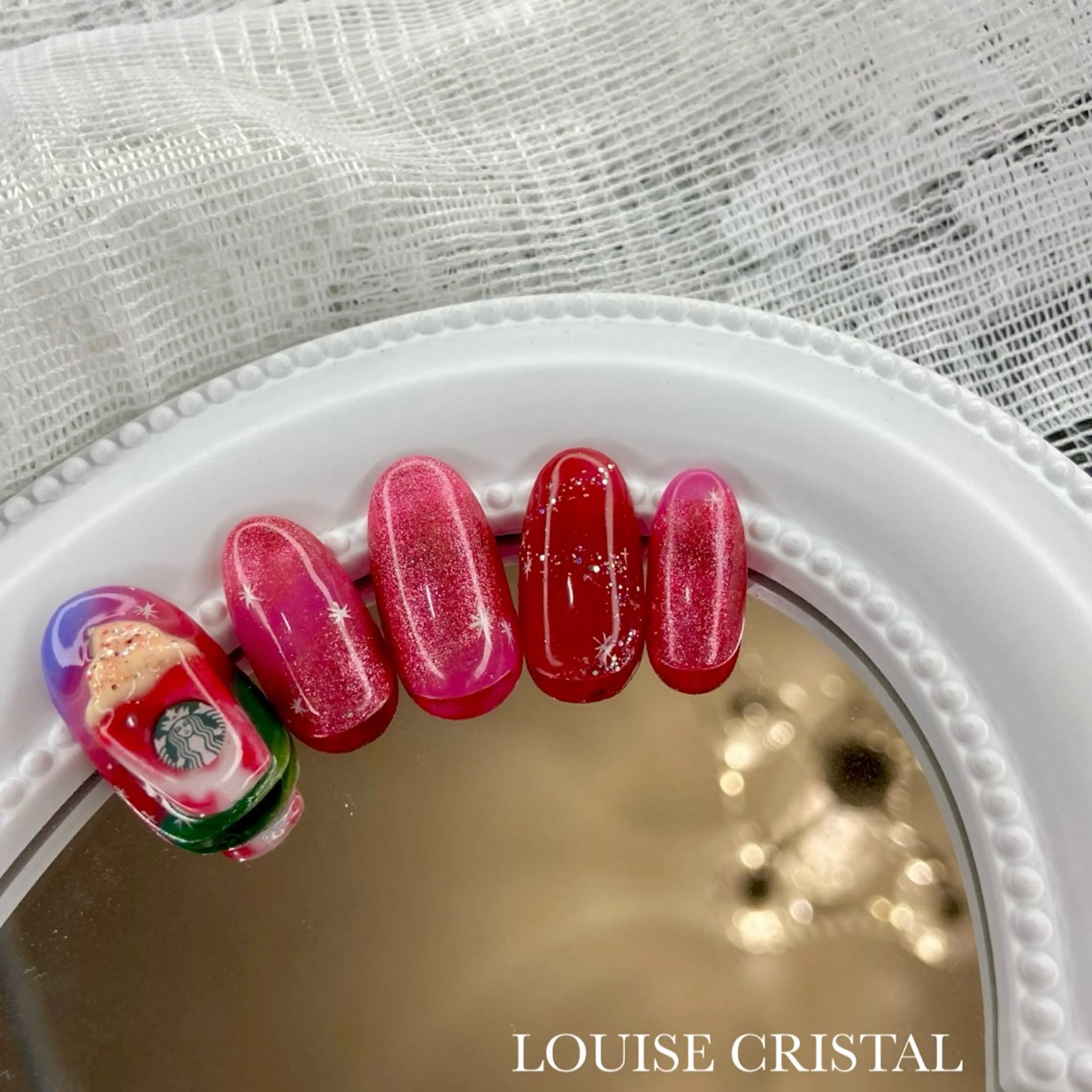 ネイル ハンドネイル LOUISE CRYSTALのネイルデザイン