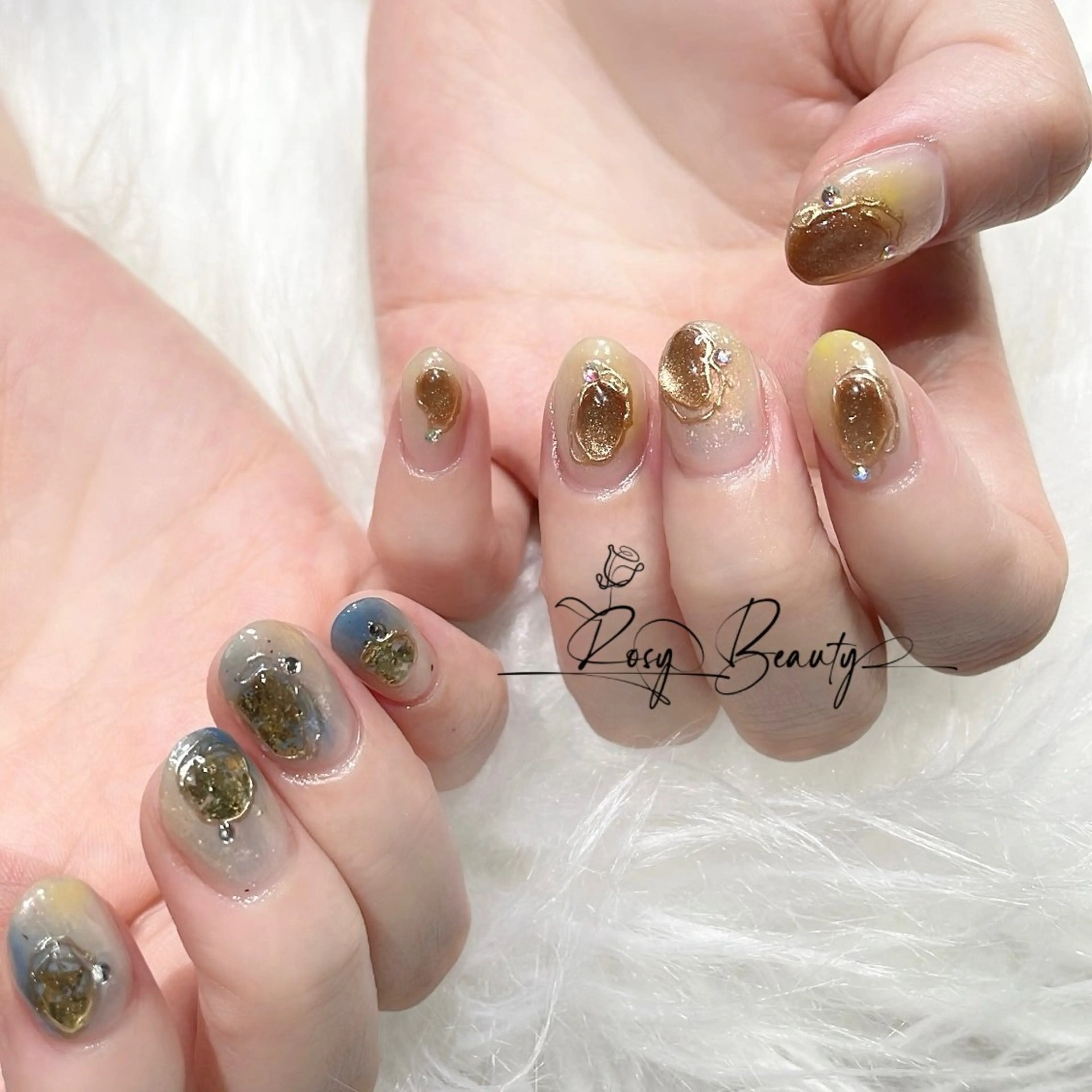 ネイル ハンドネイル RosyBeauty Salonのネイルデザイン
