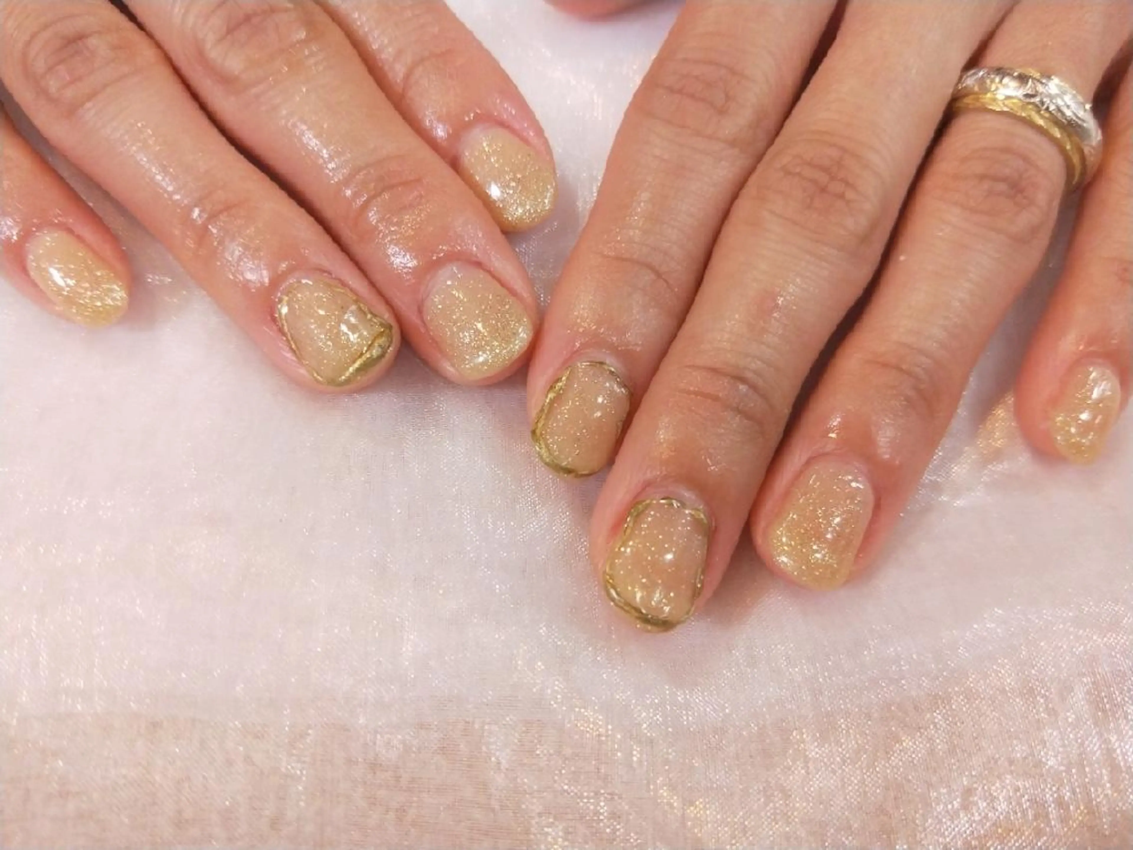 ネイル ハンドネイル ハンドケア R'well所属・はばすみれ🎀ﾈｲﾙ 光ﾌｪｲｼｬﾙ ﾍｱのネイルデザイン