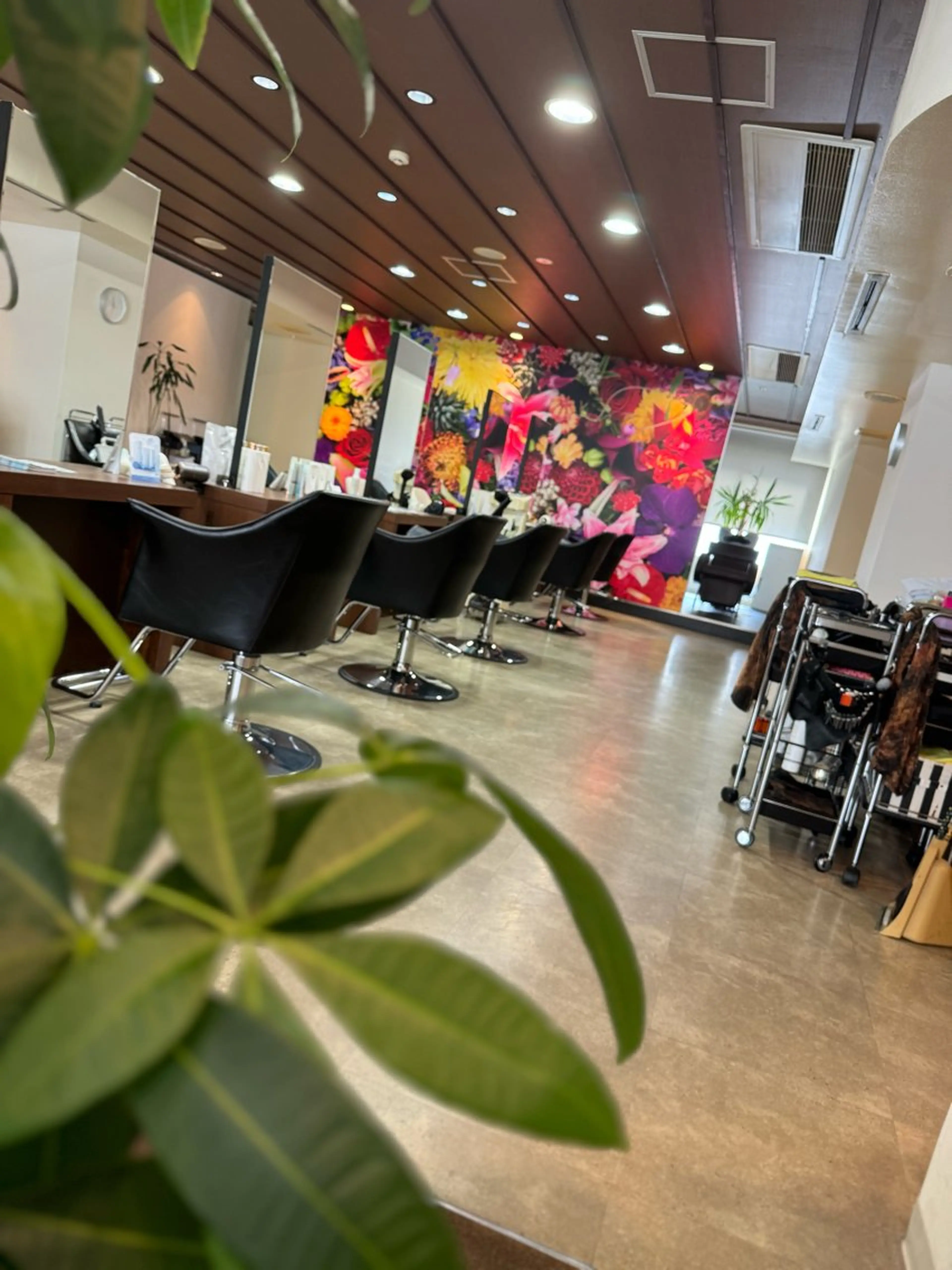 W_SALON ［四条河原町］のヘアスタイル