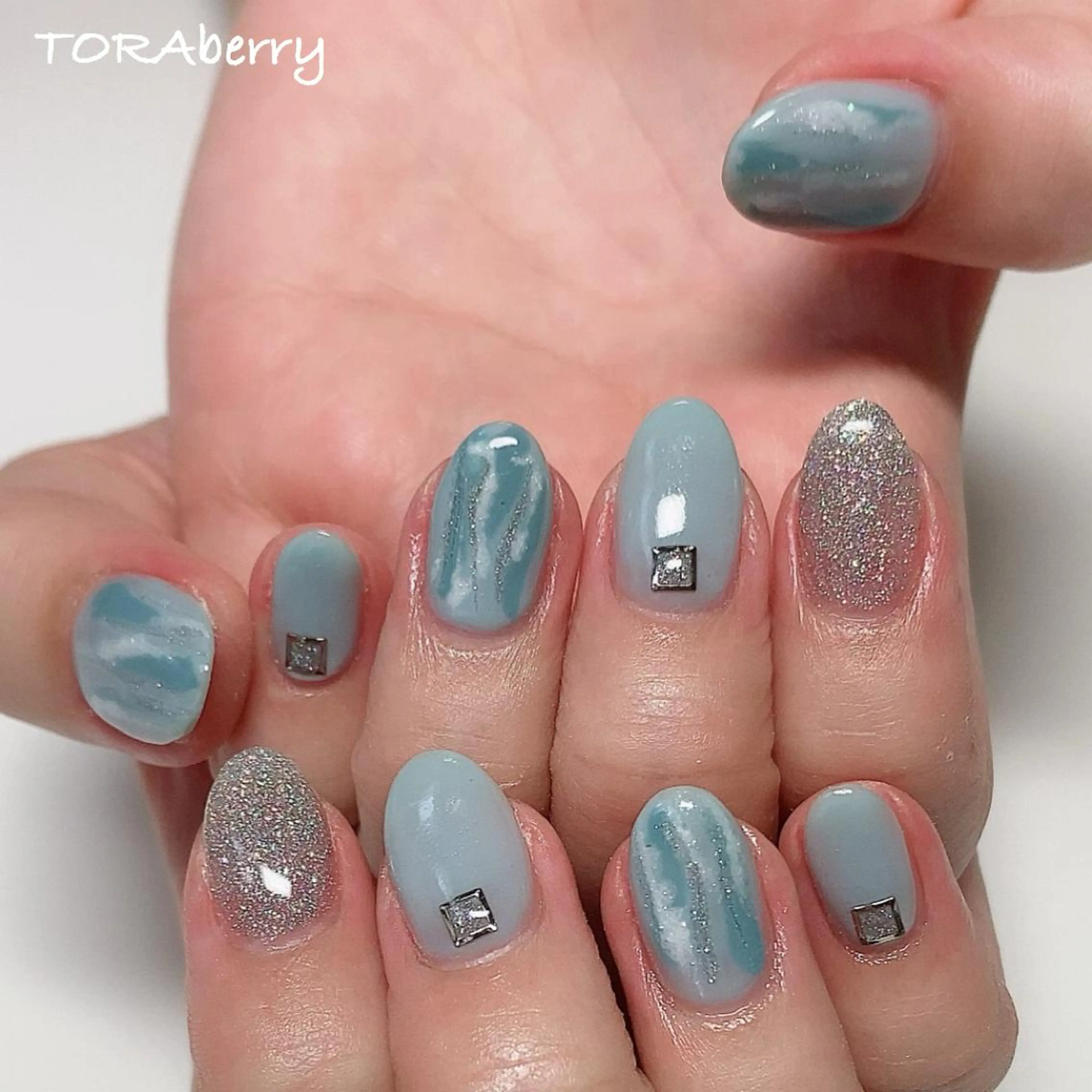 ネイル ニュアンスネイル ハンドネイル ネイリスト なつみのネイルデザイン