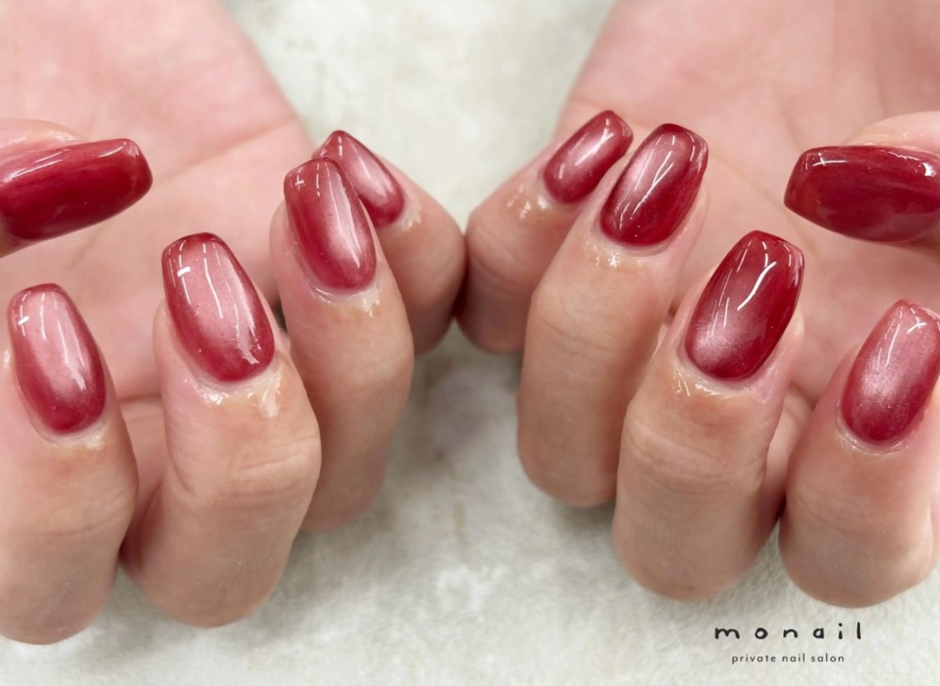 ネイル マグネットネイル 赤色 ハンドネイル nail salon monailのネイルデザイン