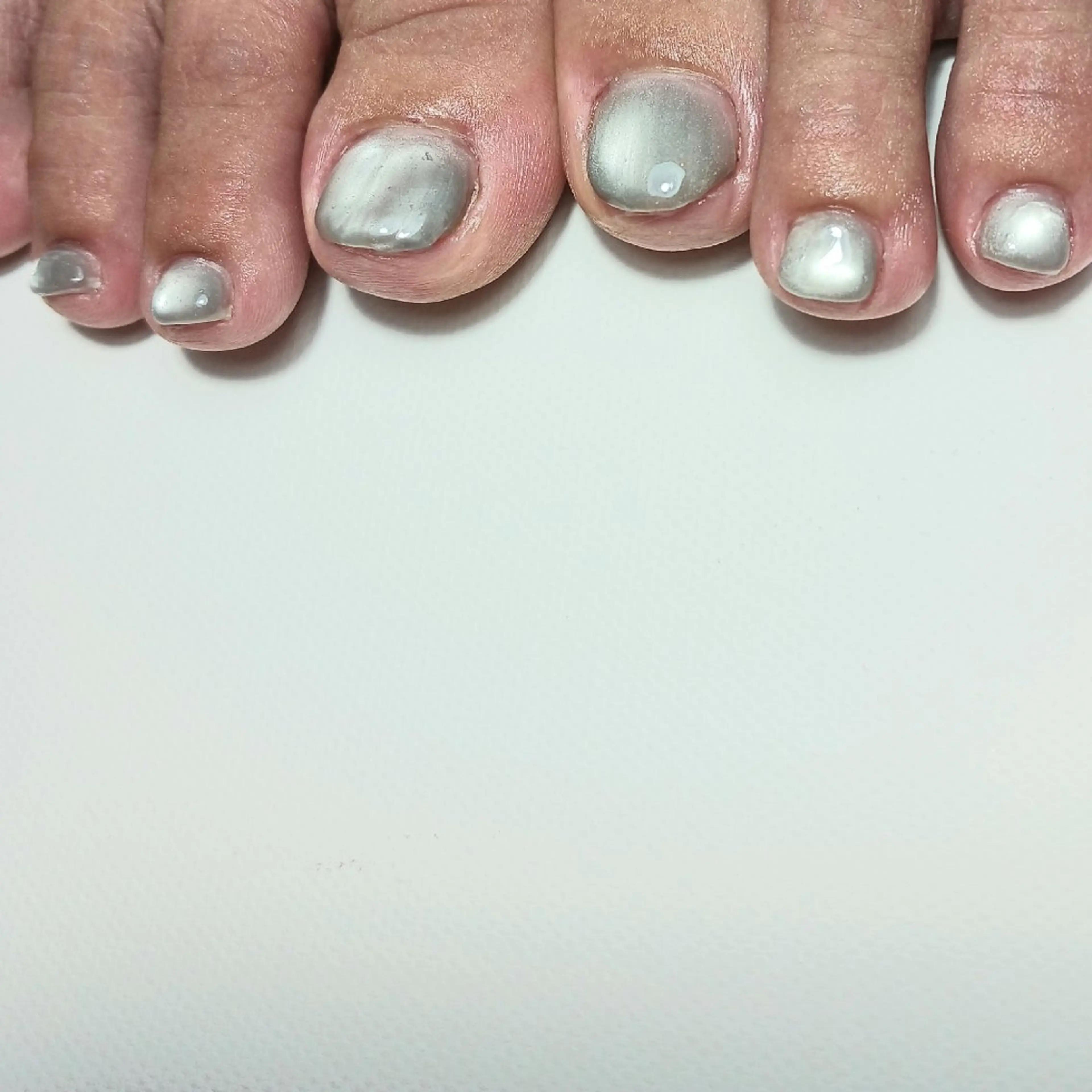 ネイル フットネイル ジェルネイル マグネットネイル 持ち込み シルバー フットネイル owlnail /持込みデザイン専門のネイルデザイン