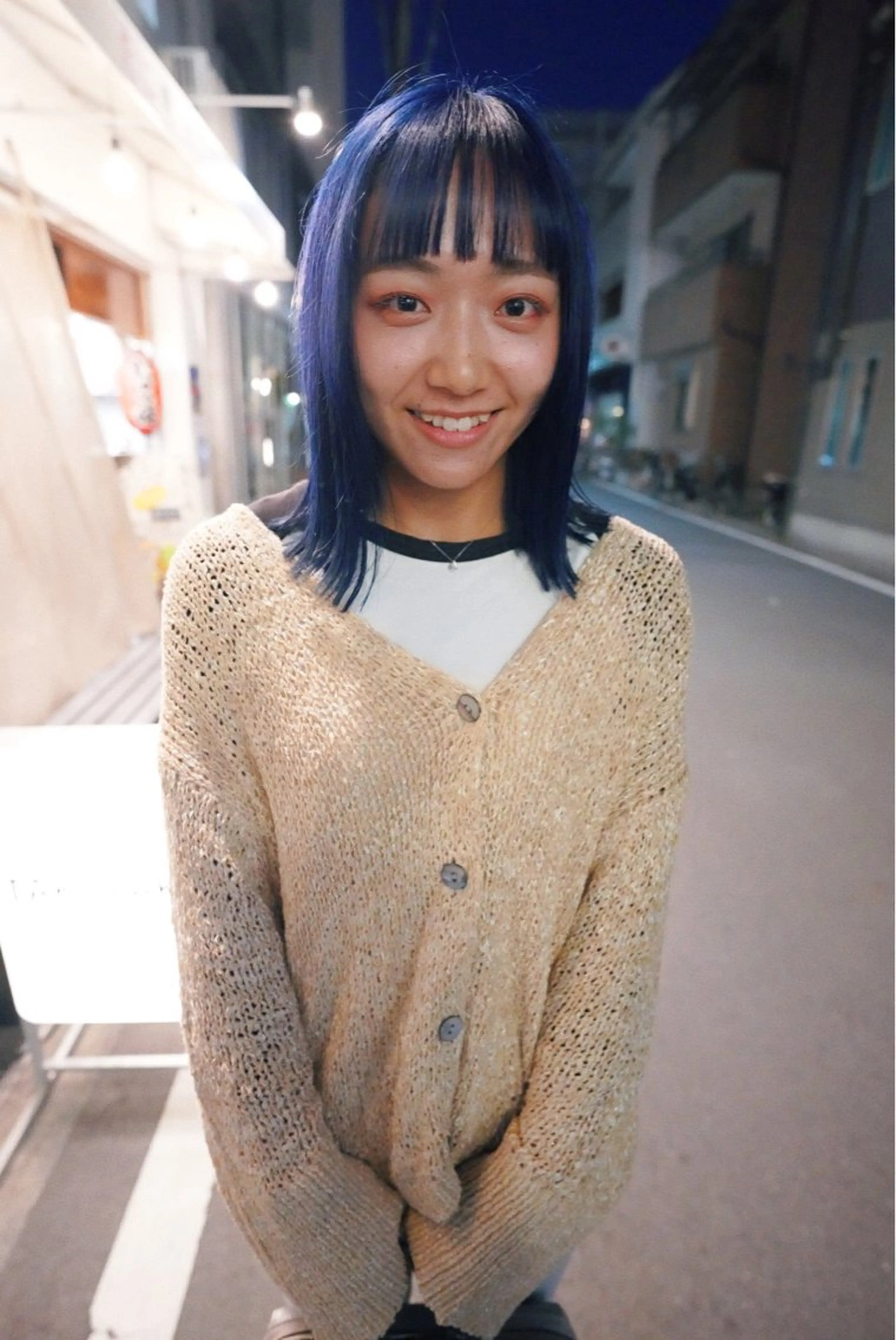 ミディアム カット ヘアカラー THE MAISONのヘアスタイル