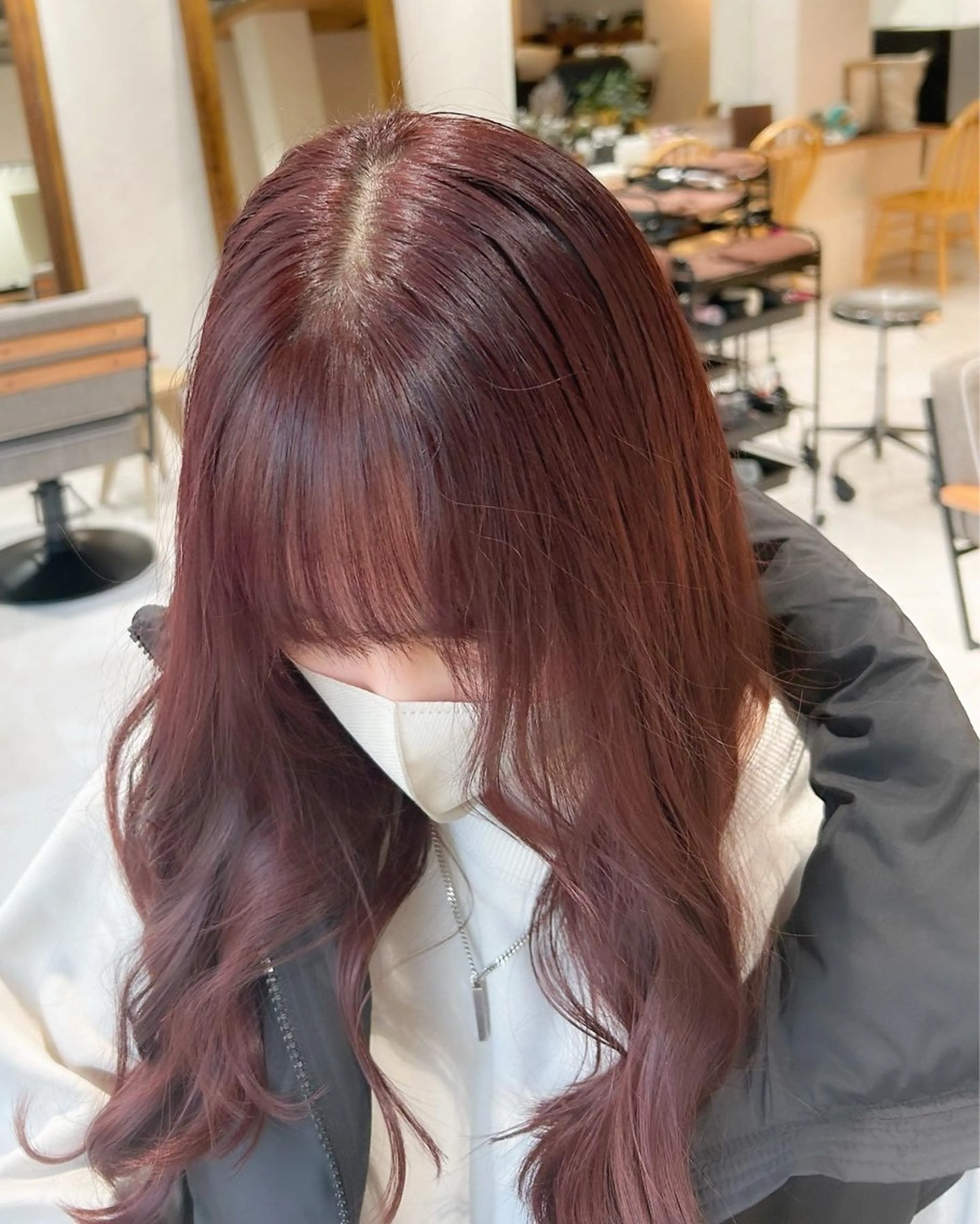セミロング カラー ブラウンカラー カシス ピンクカラー ピンクブラウン uli  hair所属・🎀レイヤー・艶カラ ー🎀YUMEKAのヘアスタイル