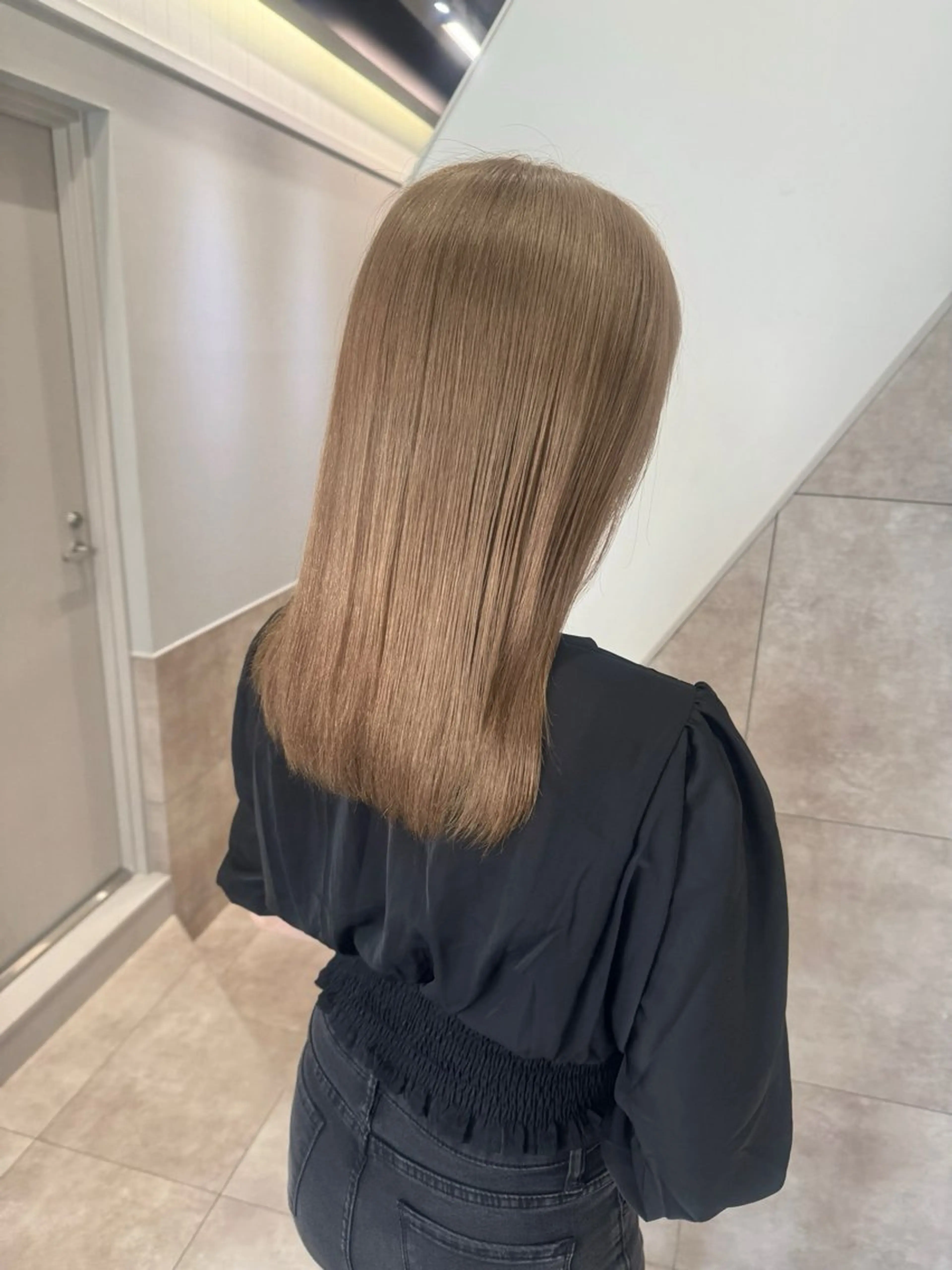 セミロング 三輪 恭平のヘアスタイル