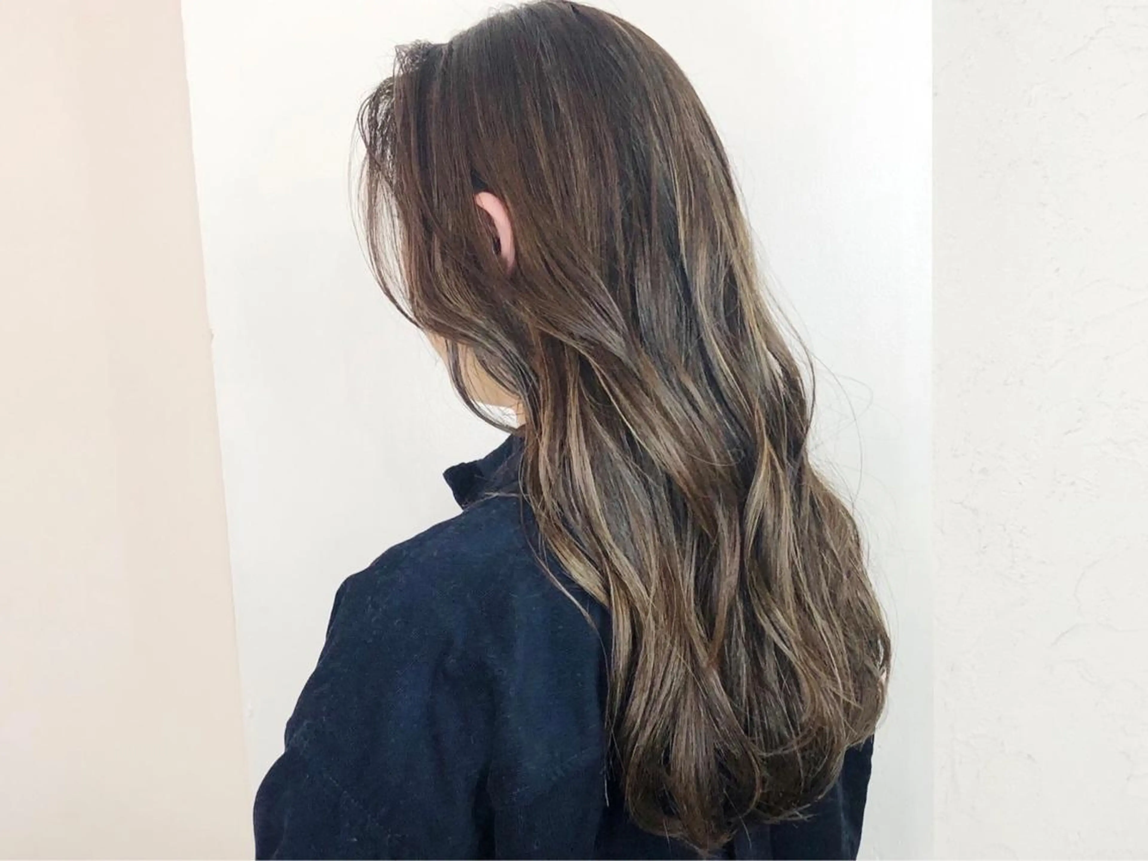 ロング カラー ブラウンカラー 透明感カラー メンズブリーチカラー ❤︎hirokoのヘアスタイル