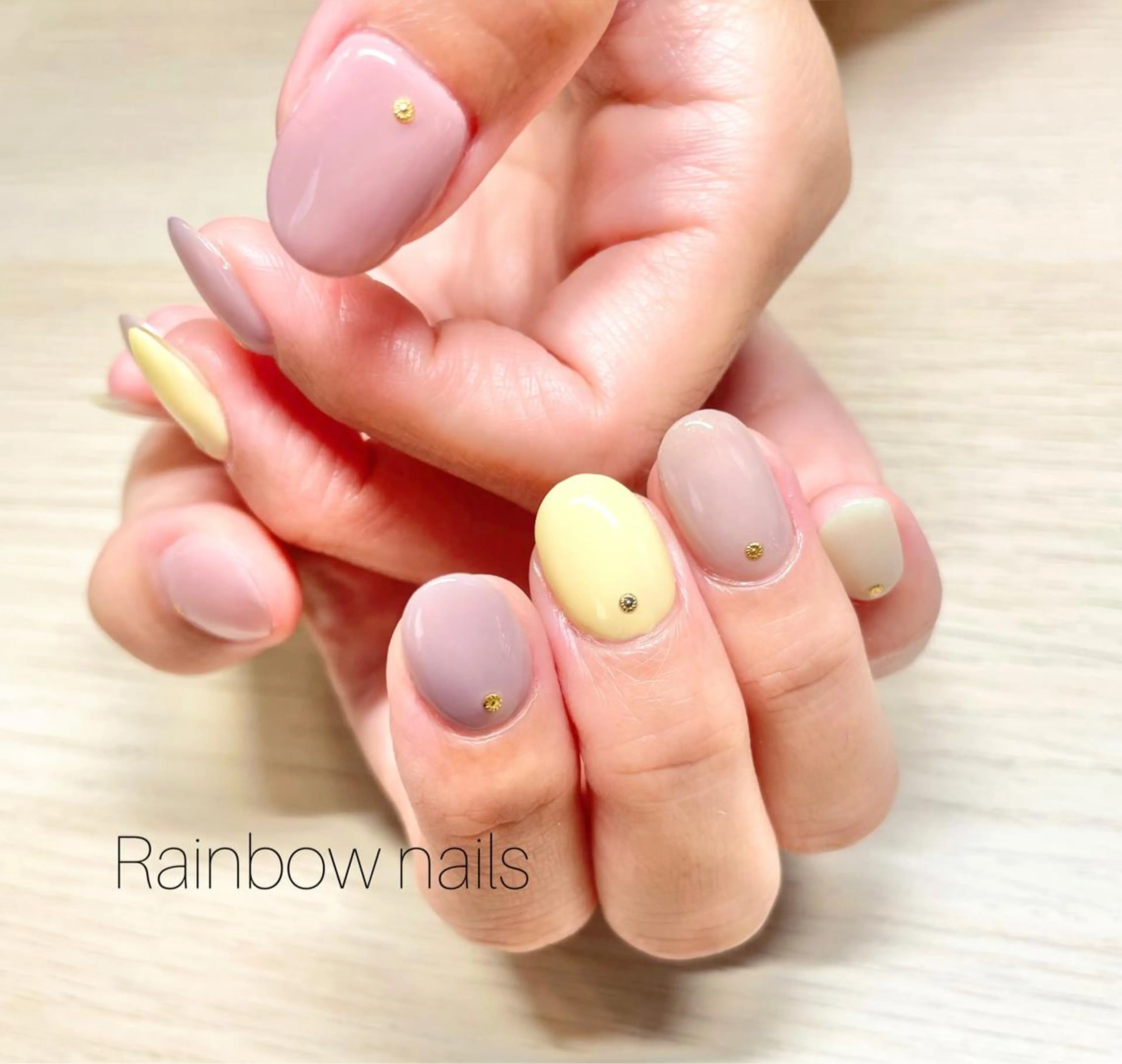 ネイル Rainbow nailsくろちゃんのネイルデザイン