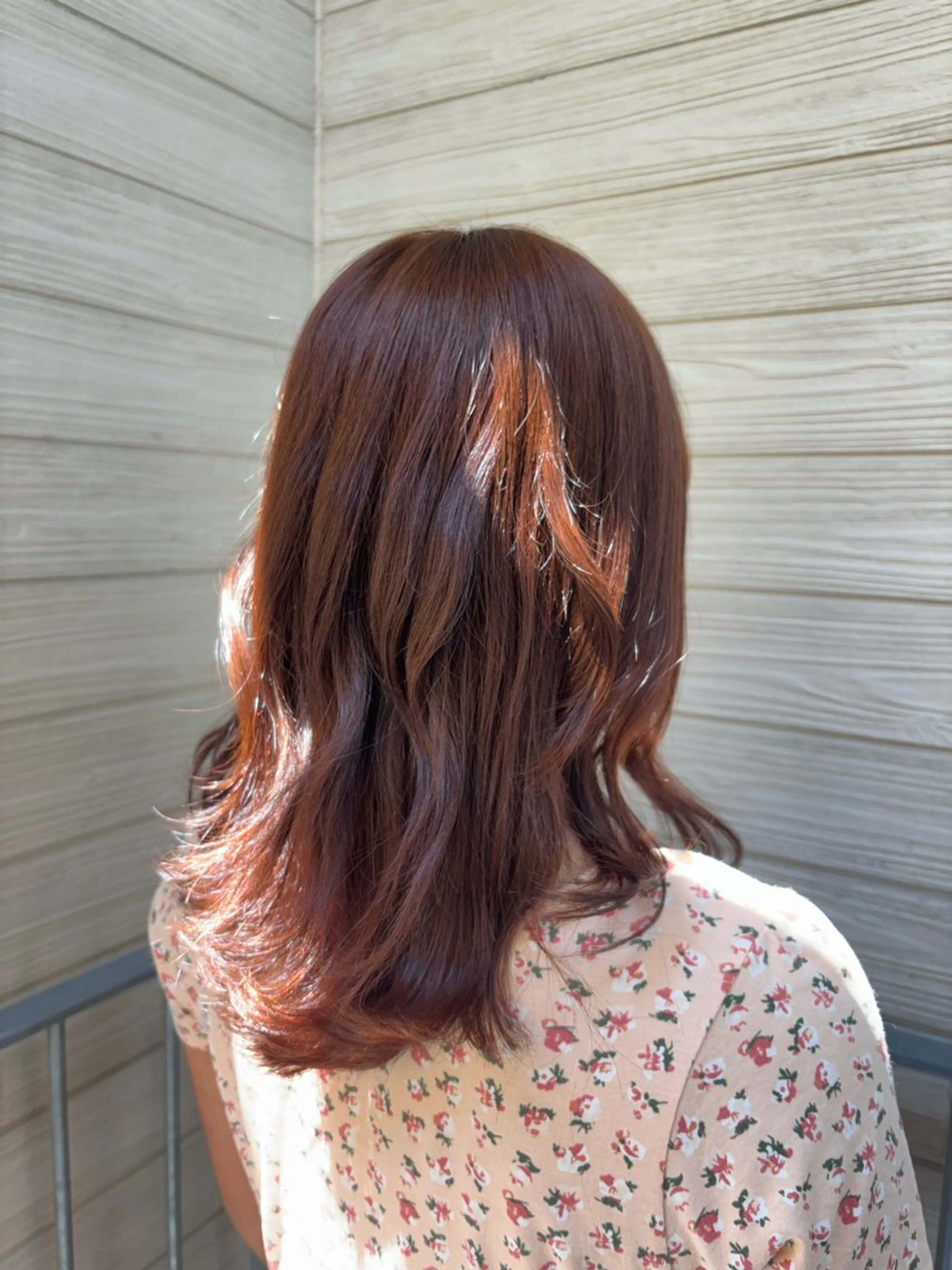 ミディアム カラー ブラウンカラー オレンジ オレンジブラウン 倉澤 愛理のヘアスタイル