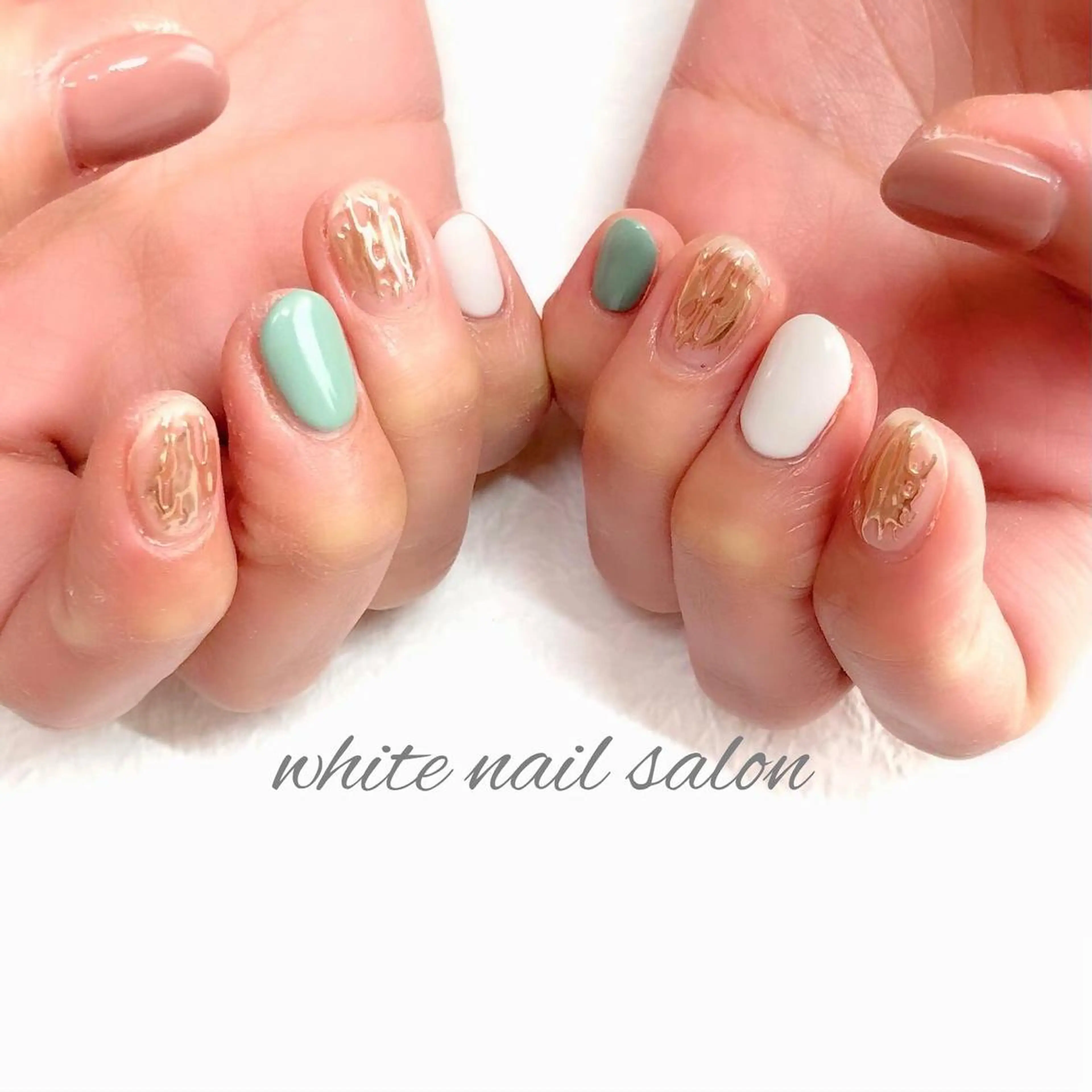 ネイル ジェルネイル ハードジェル 持ち込み ソフトジェル ハンドネイル white nail salonのネイルデザイン