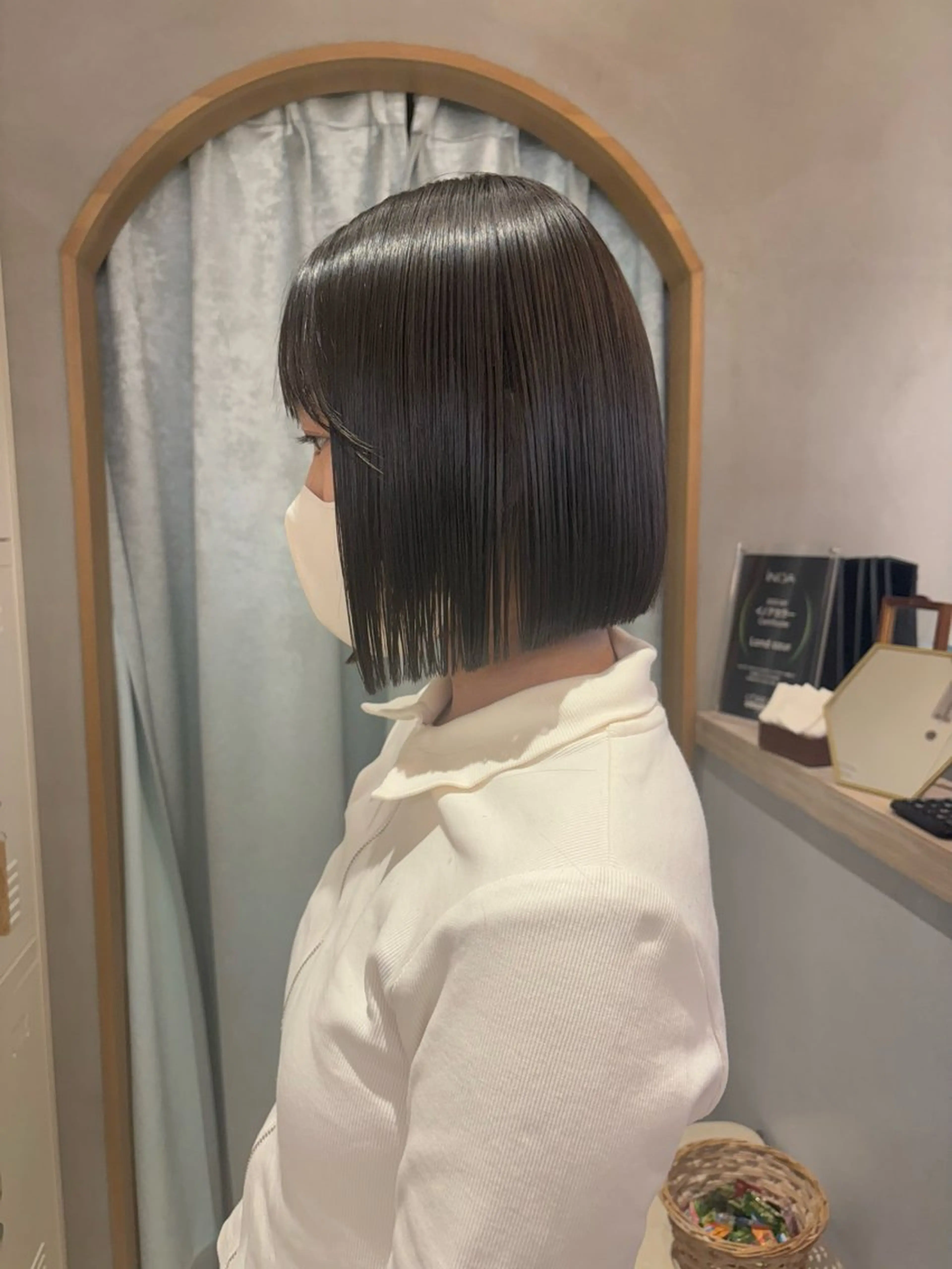 ショート ボブ 縮毛矯正 カット ヘアカラー オリーブベージュ/シ ョートボブたまき🧡のヘアスタイル