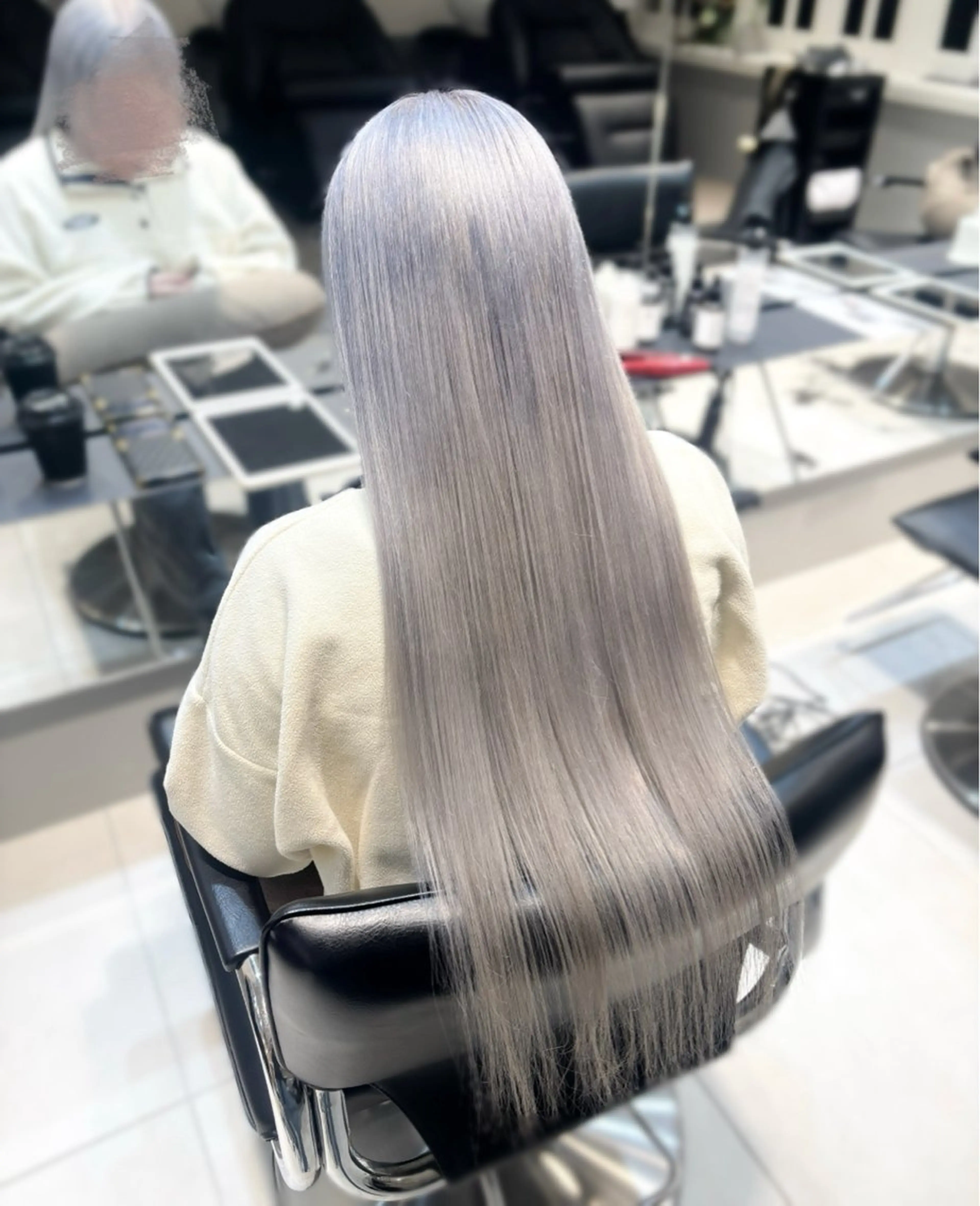 ロング カラー カット ヘアカラー トリートメント 柔らかgirly/ レイヤー/yuiのヘアスタイル