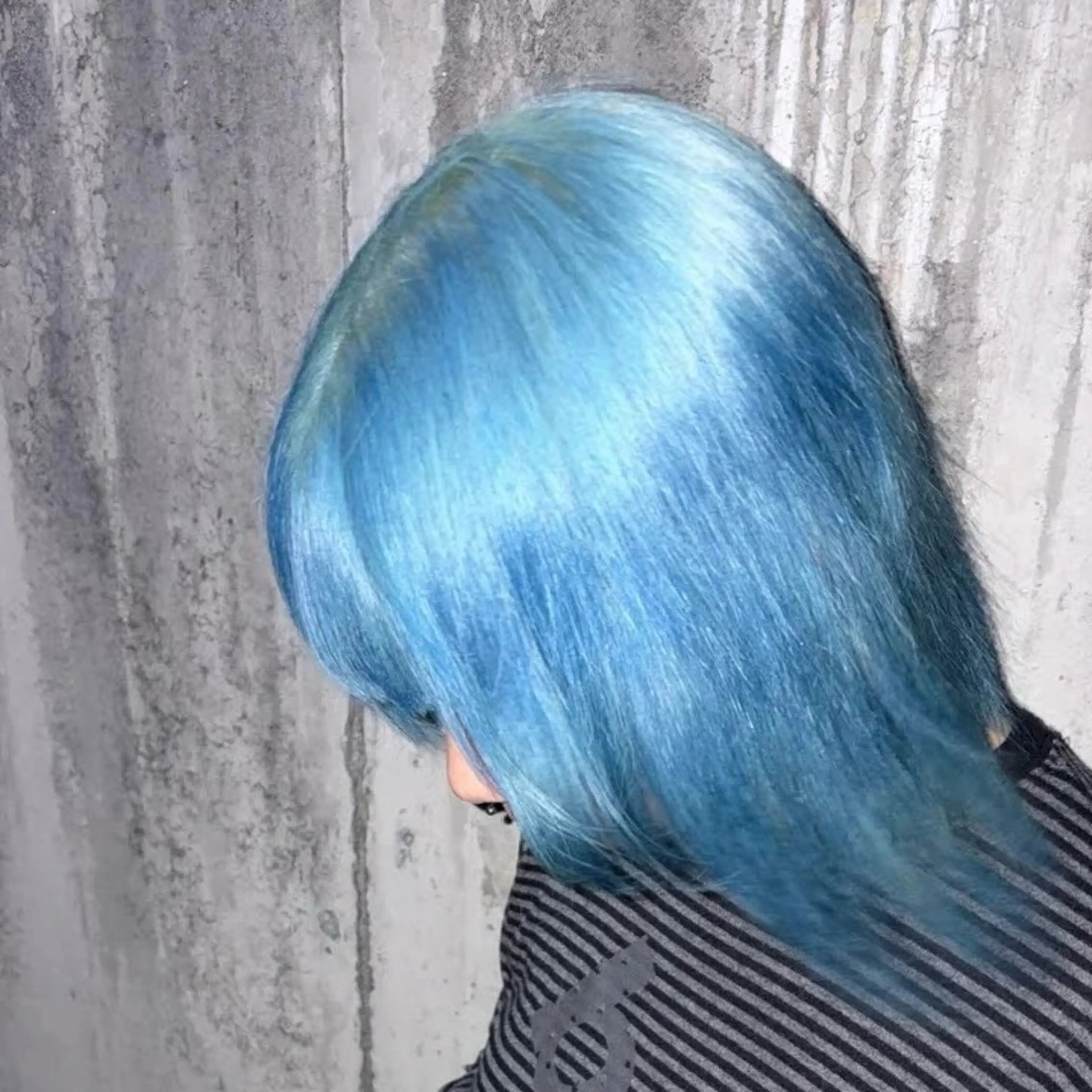 セミロング カラー 💚 AKI 💚のヘアスタイル