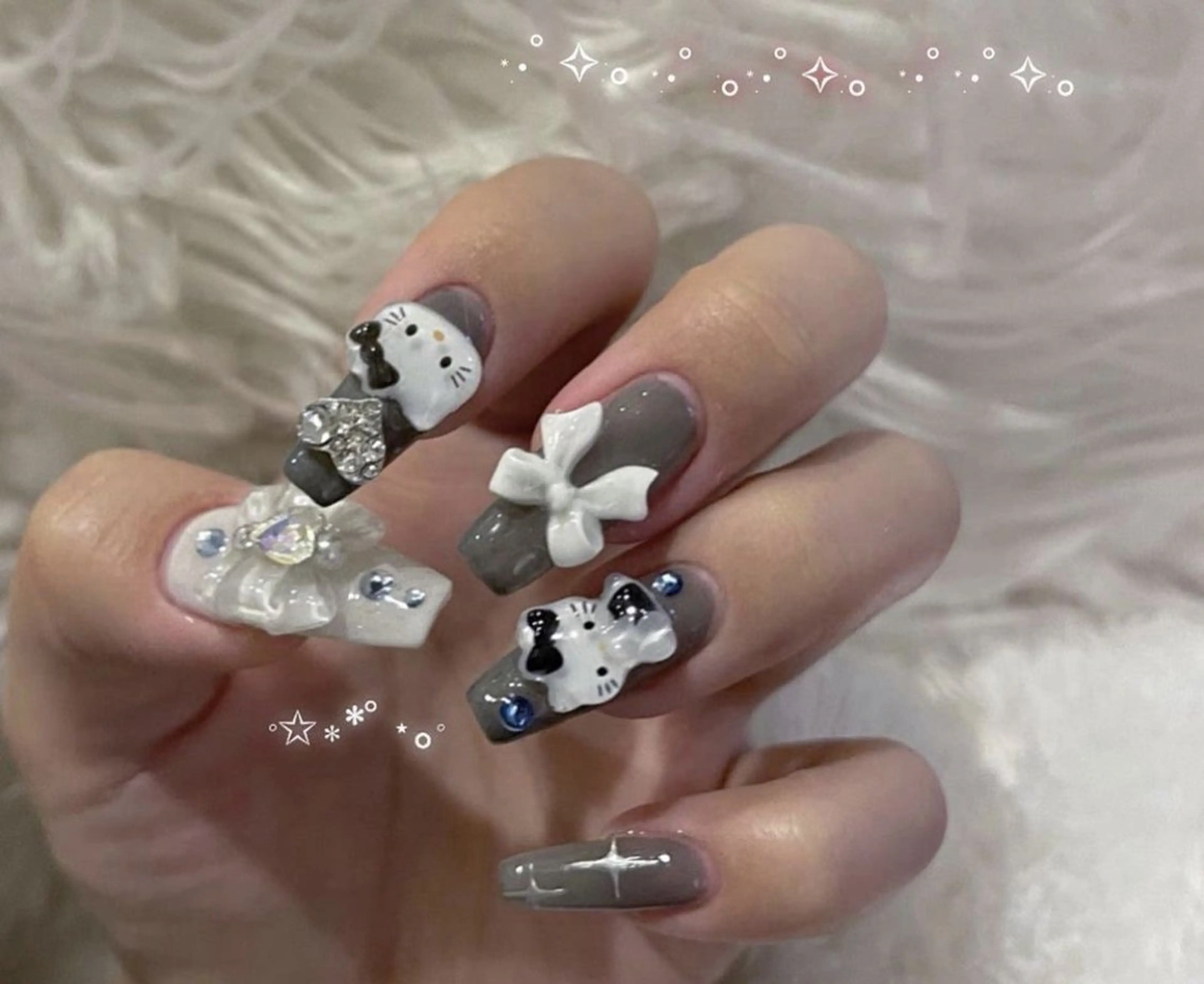 ネイル アートネイル フラワーネイル ジェルネイル グラデーション ミラーネイル Jenn Nail Salonのネイルデザイン