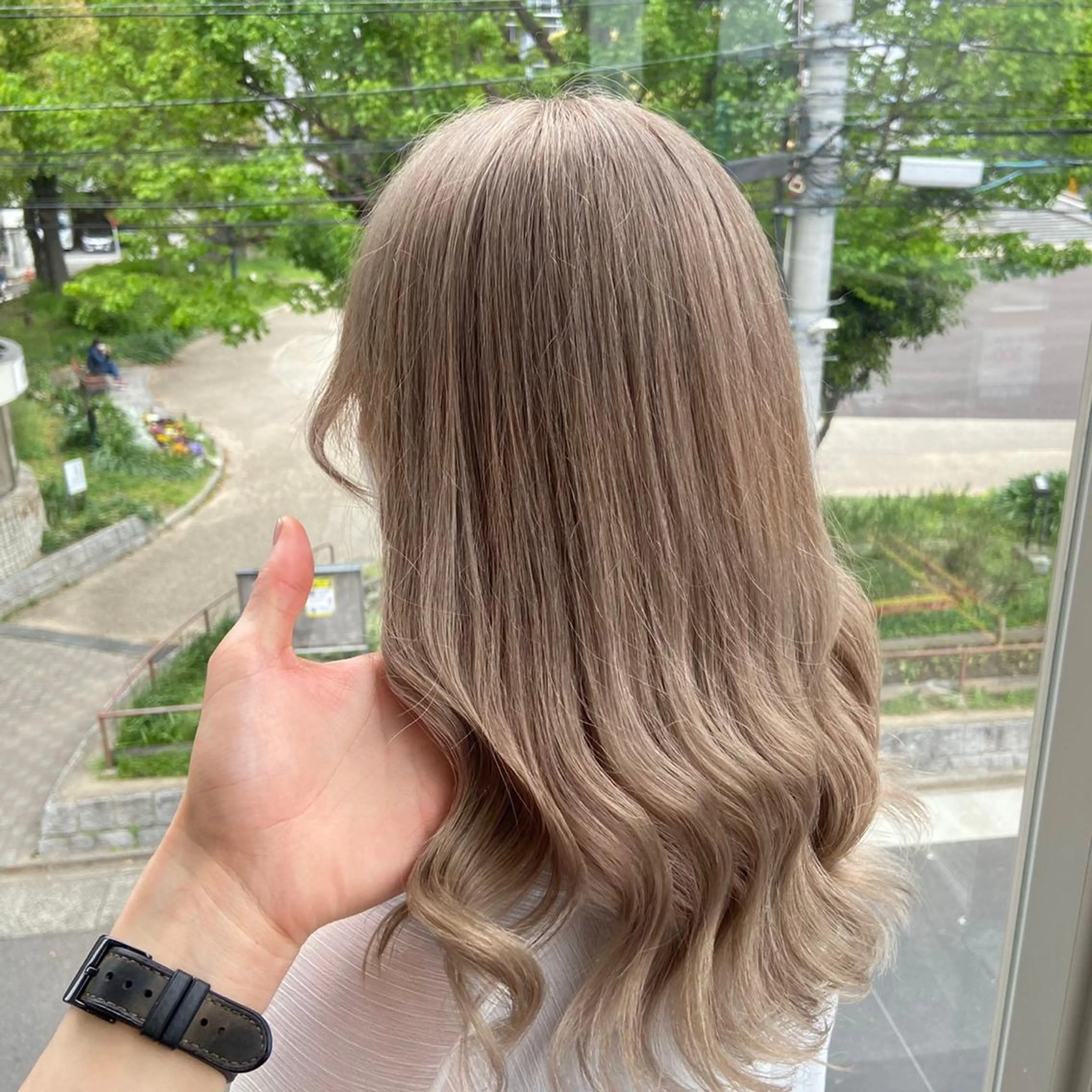 ロング カラー ベージュカラー ミルクティーベージュ 鈴木/ニュアンス パーマ/メンズのヘアスタイル