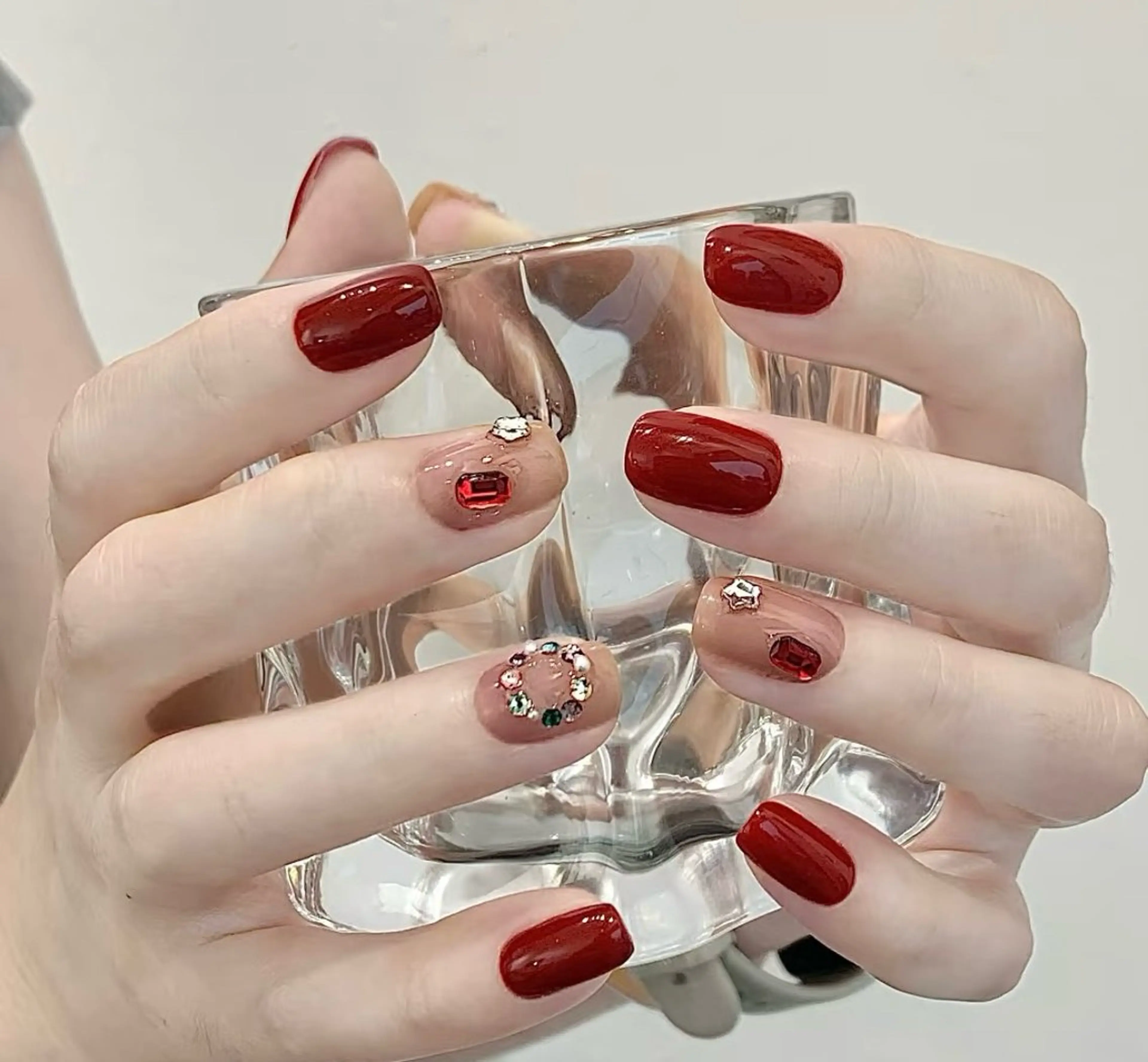 ネイル 高木 維麗絲のネイルデザイン