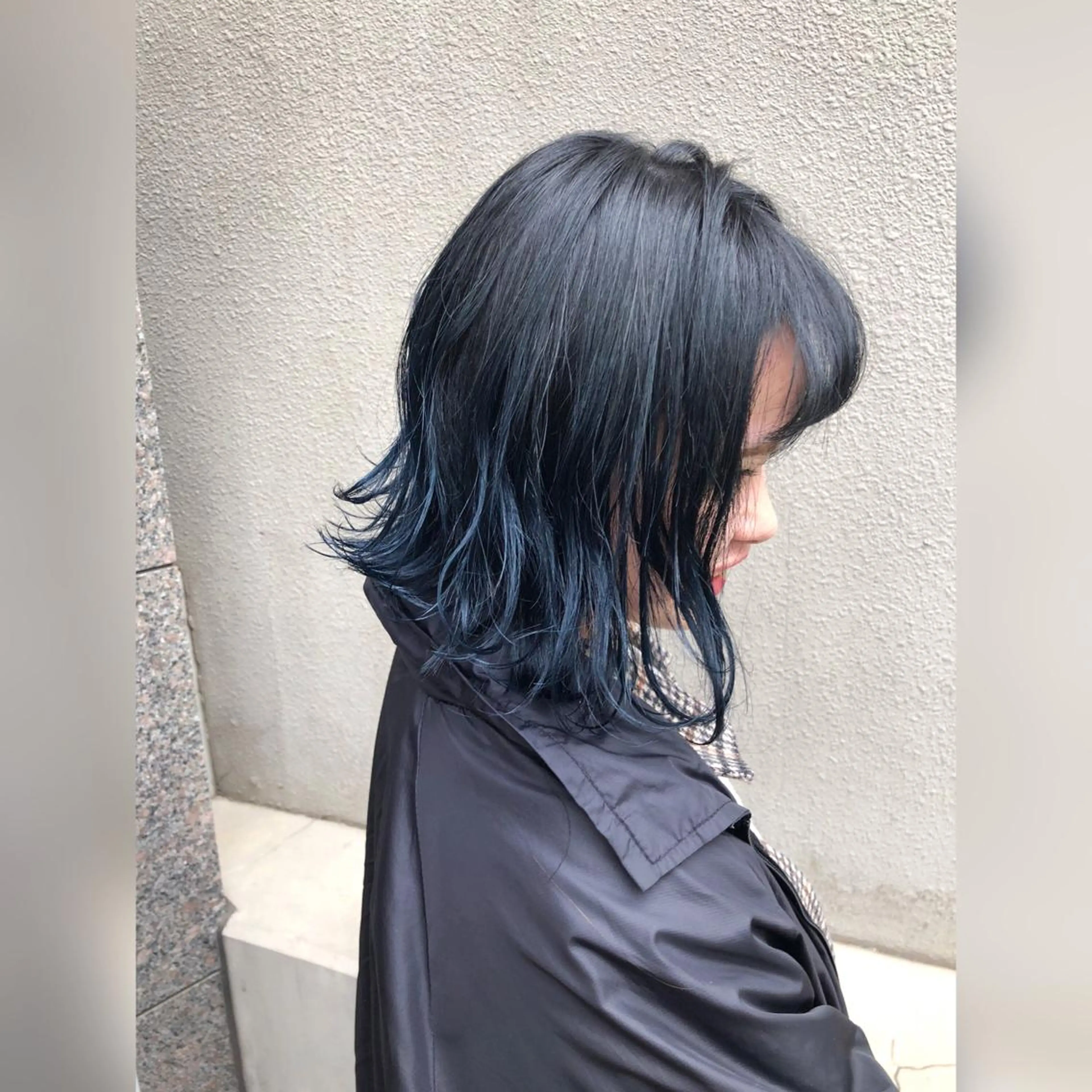 ミディアム カラー ネイビーカラー 圧倒的美髪ストレート ツダケイタロウのヘアスタイル