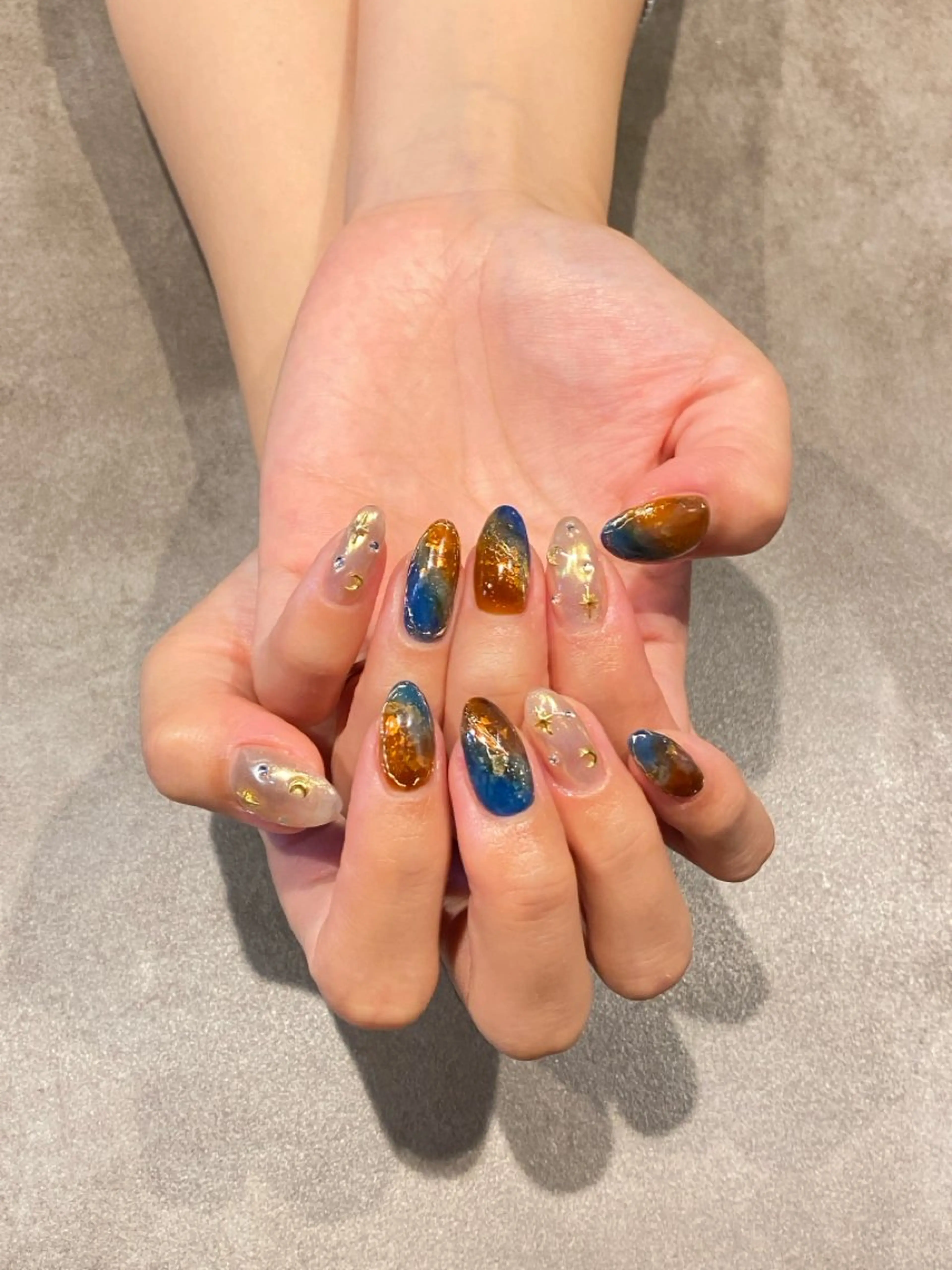 ネイル Latour onagiのネイルデザイン