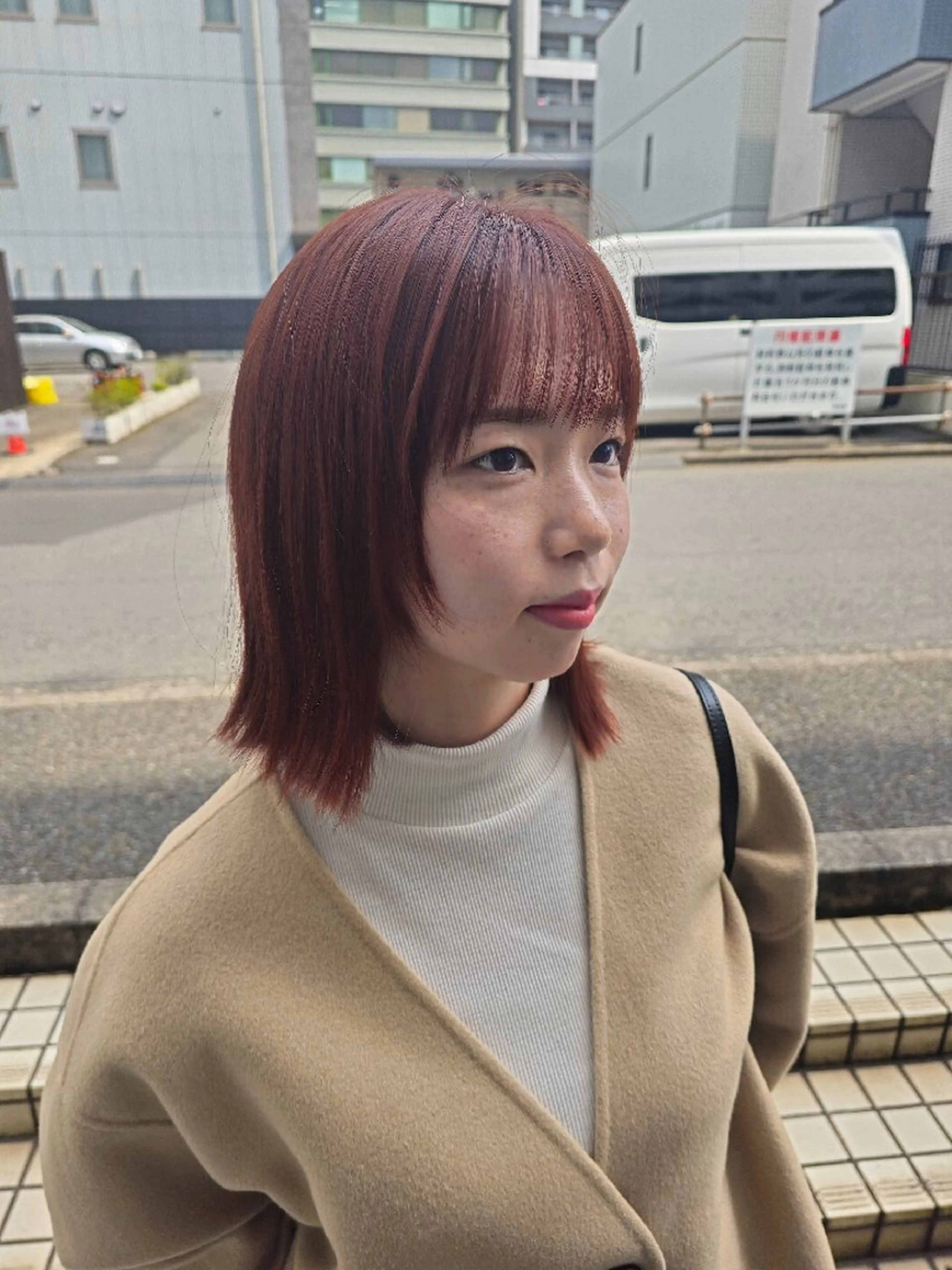 ミディアム OMA　 カタギシのヘアスタイル