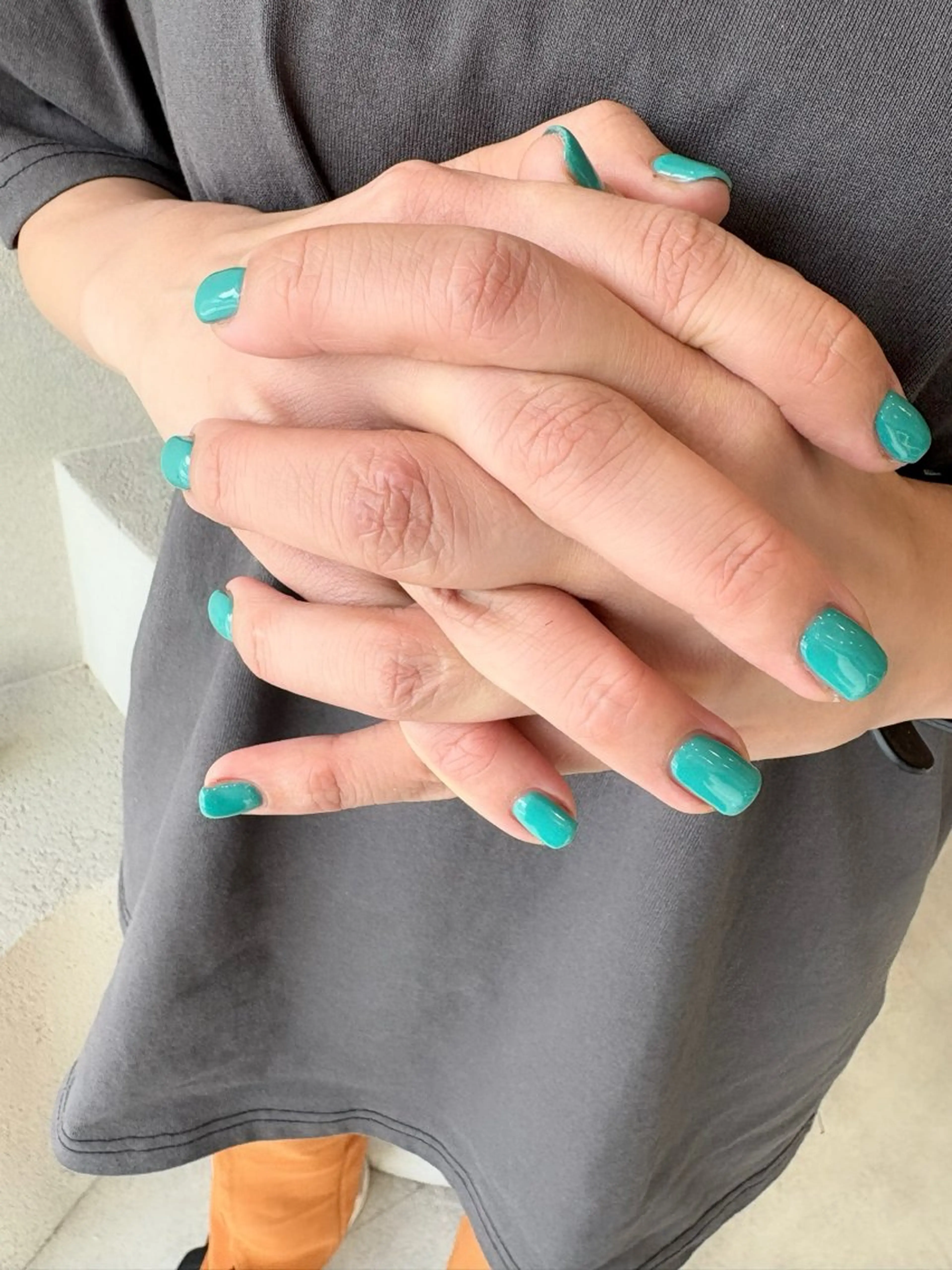 ネイル ワンカラーネイル ハンドネイル Lowé所属・Lowé nailのネイルデザイン