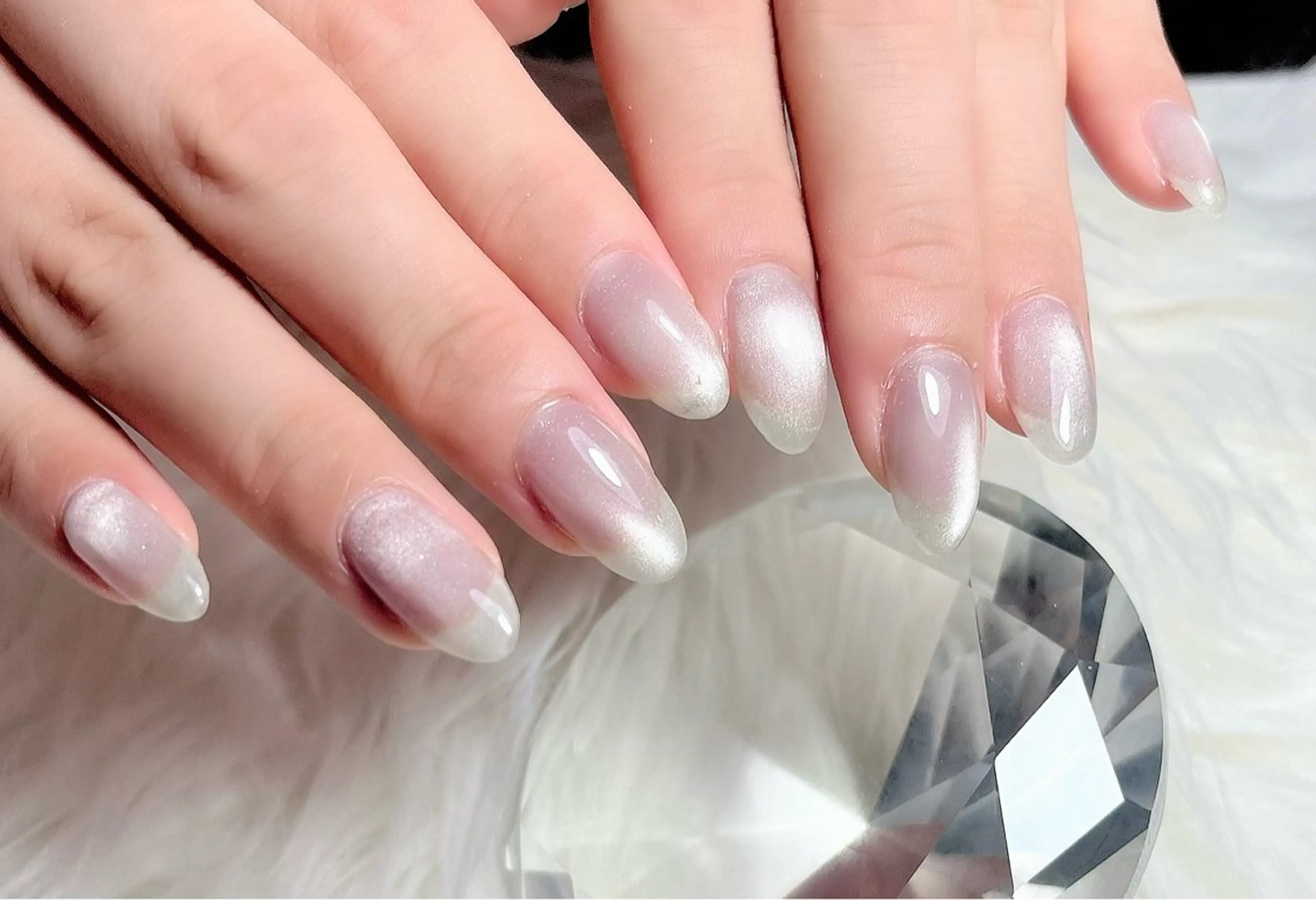 ネイル WHITE NAIL 大島のネイルデザイン