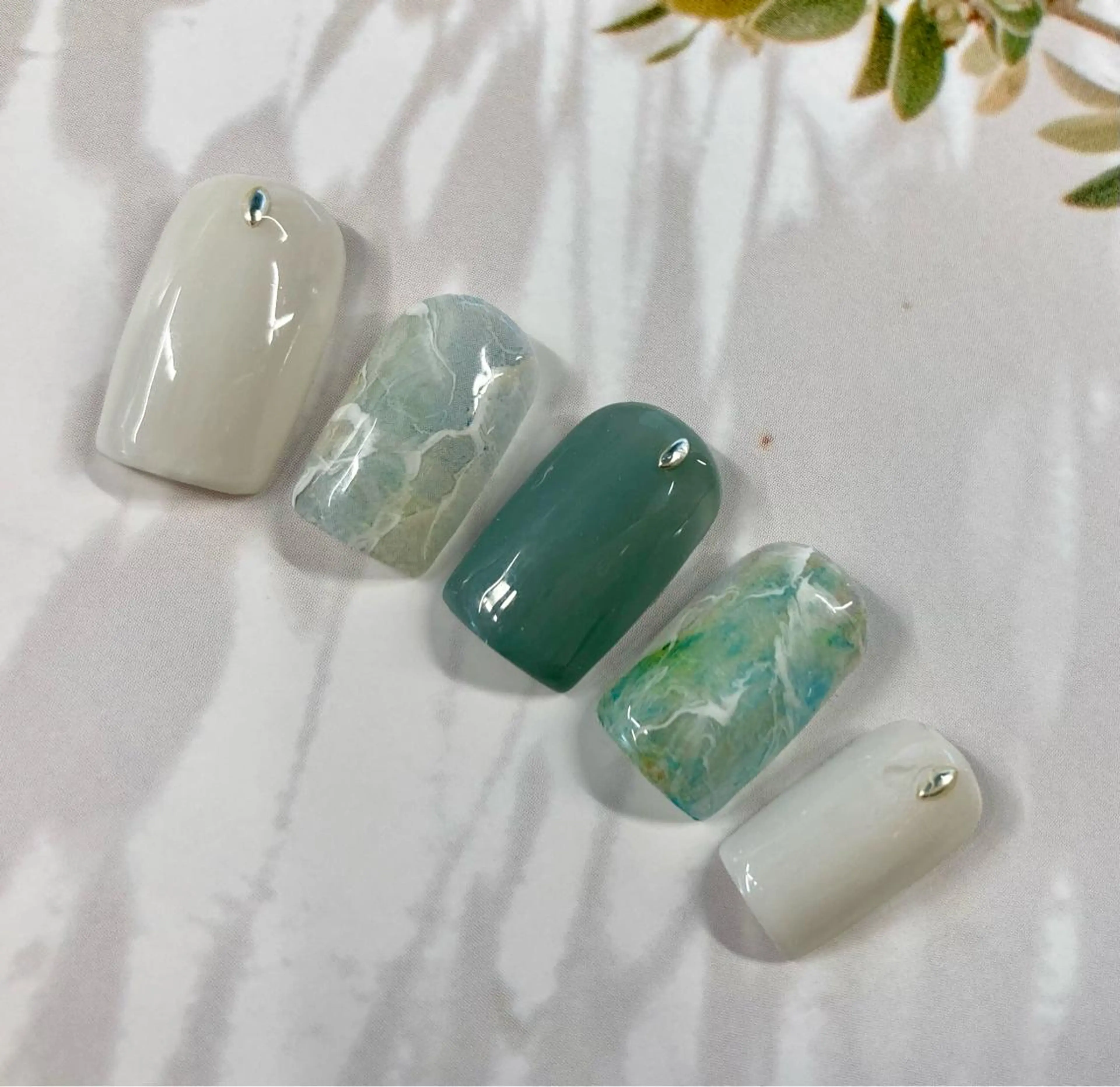 ネイル 大分市都町のサロン in NUDGEの眉毛・アイブロウイメージ