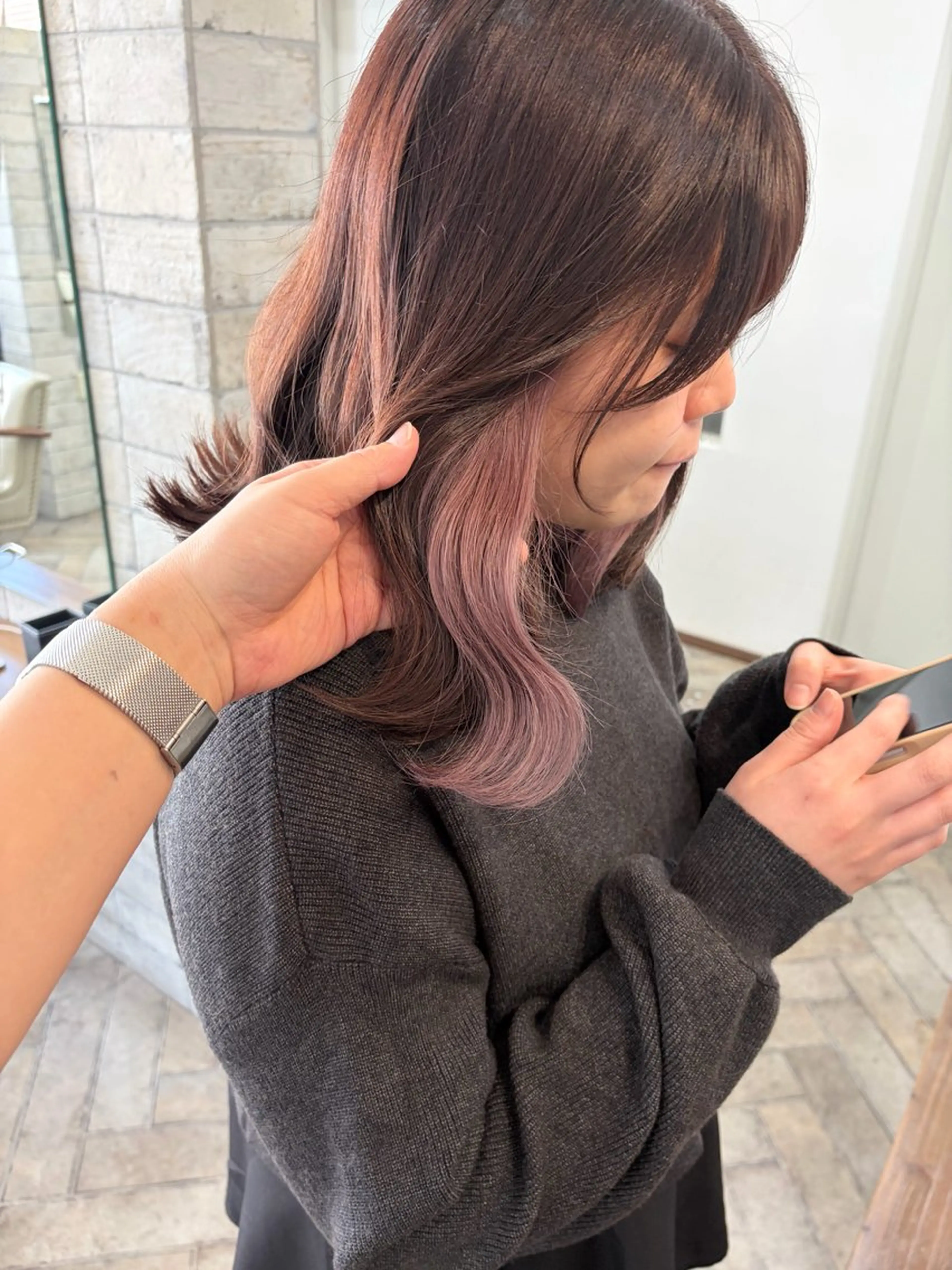 ミディアム ヘアカラー 柔らかいハイトーン/ kizunaのヘアスタイル