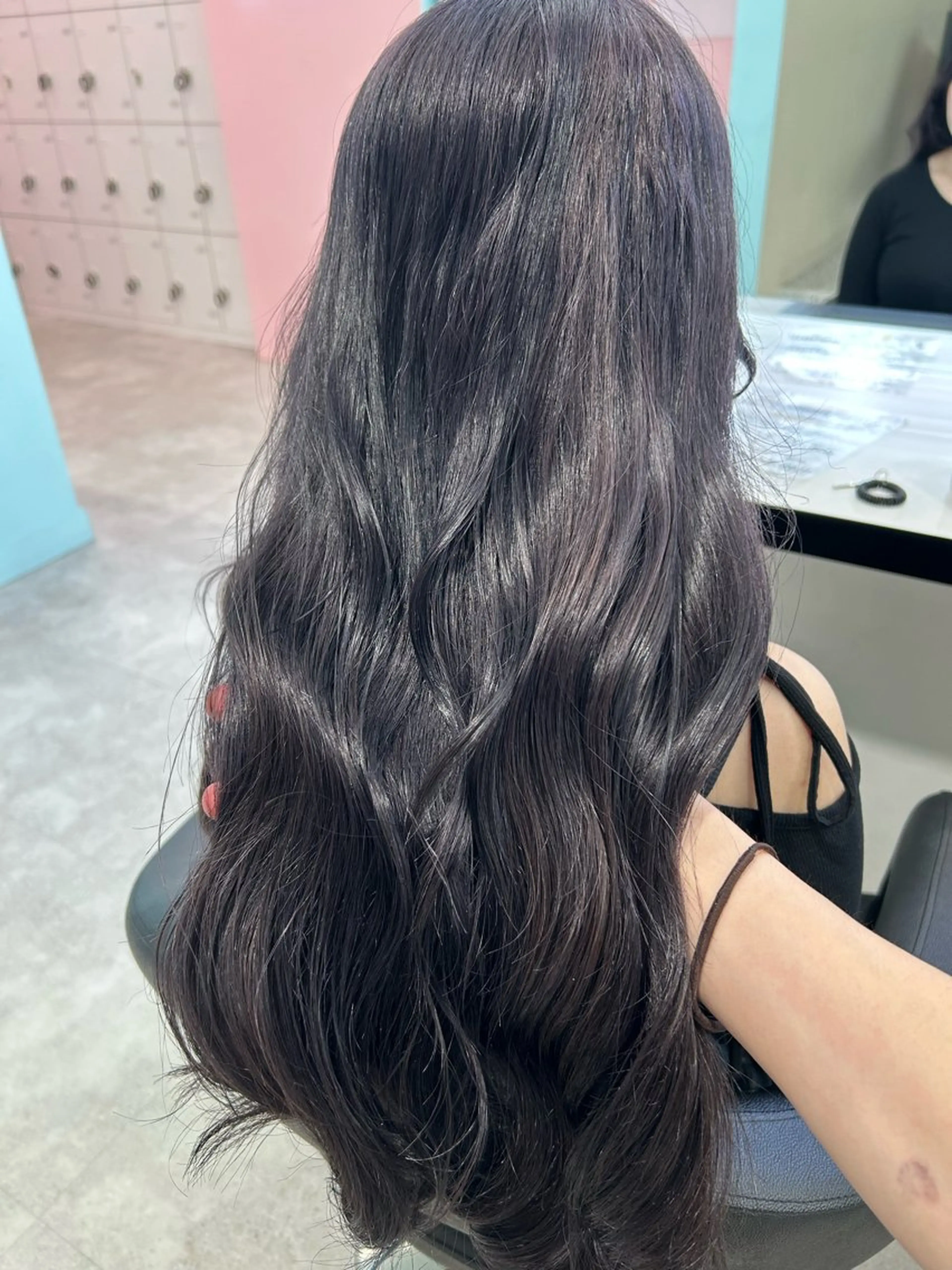 ロング カラー 履歴修正屋さん／ ブロンド／ホワイトのヘアスタイル