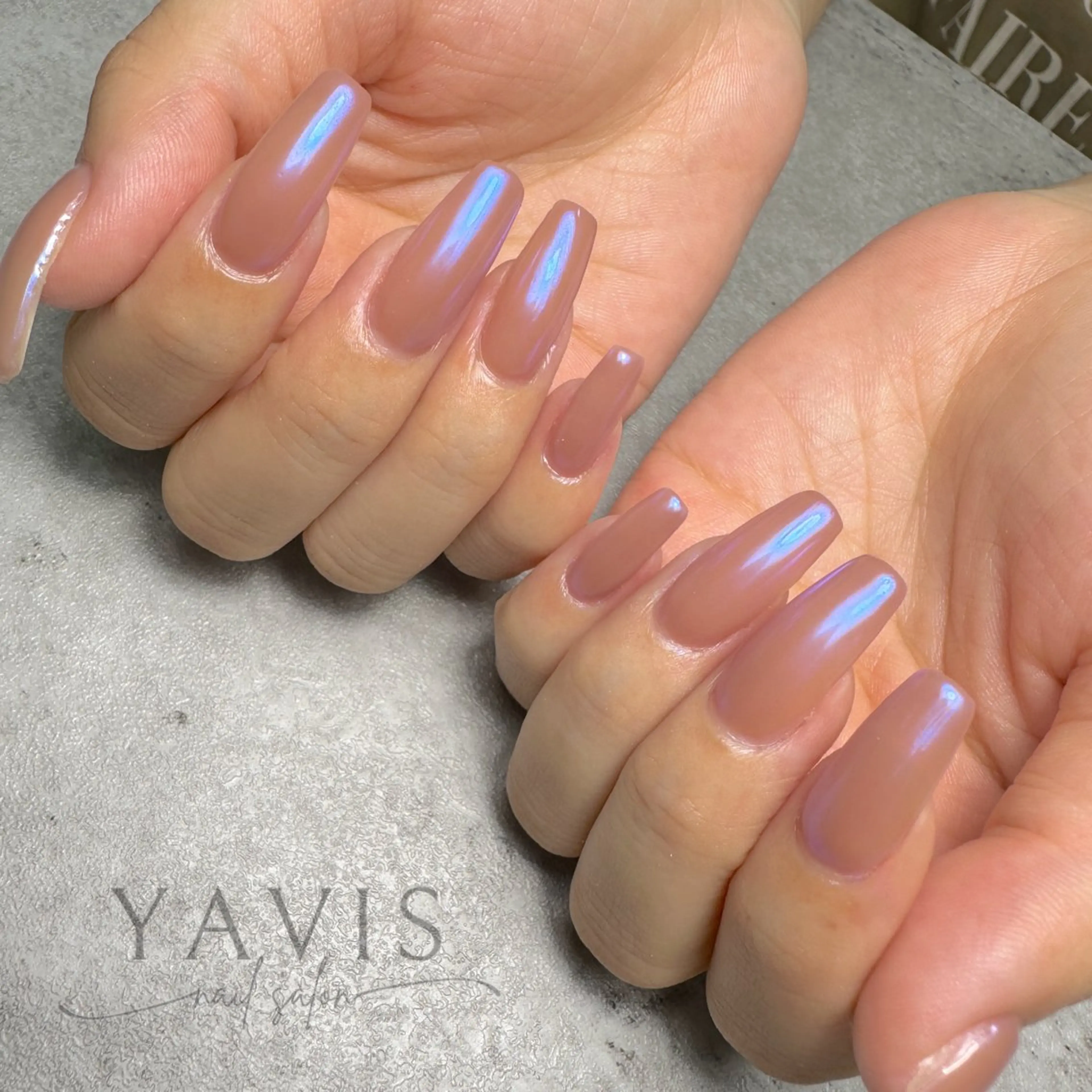 ネイル ブルー 長さ出し ロングネイル ミラーネイル ワンカラーネイル YAVIS_ nailのネイルデザイン