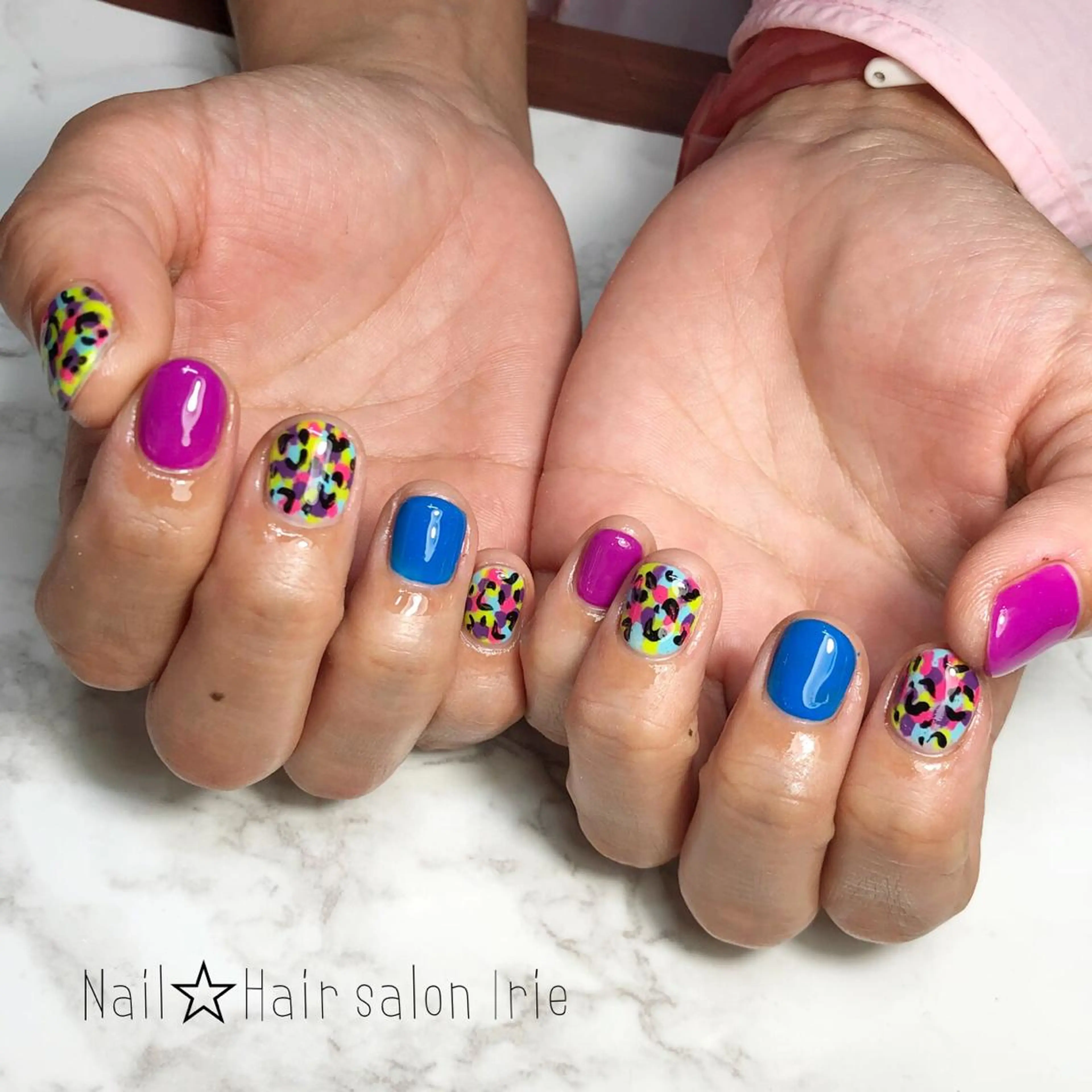 ネイル Hair salon Irie所属・與儀 知佳のネイルデザイン