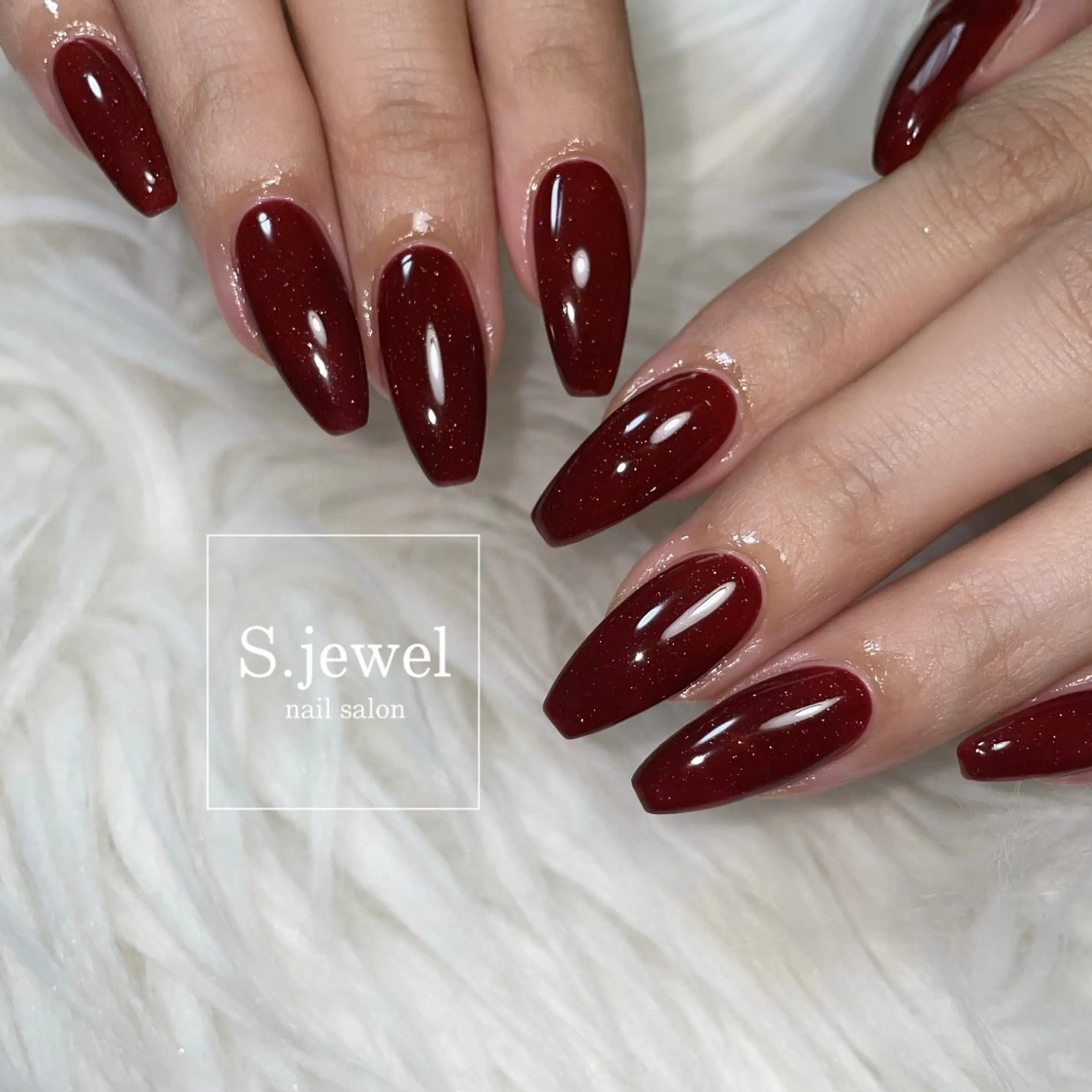 ネイル S. JEWELのネイルデザイン