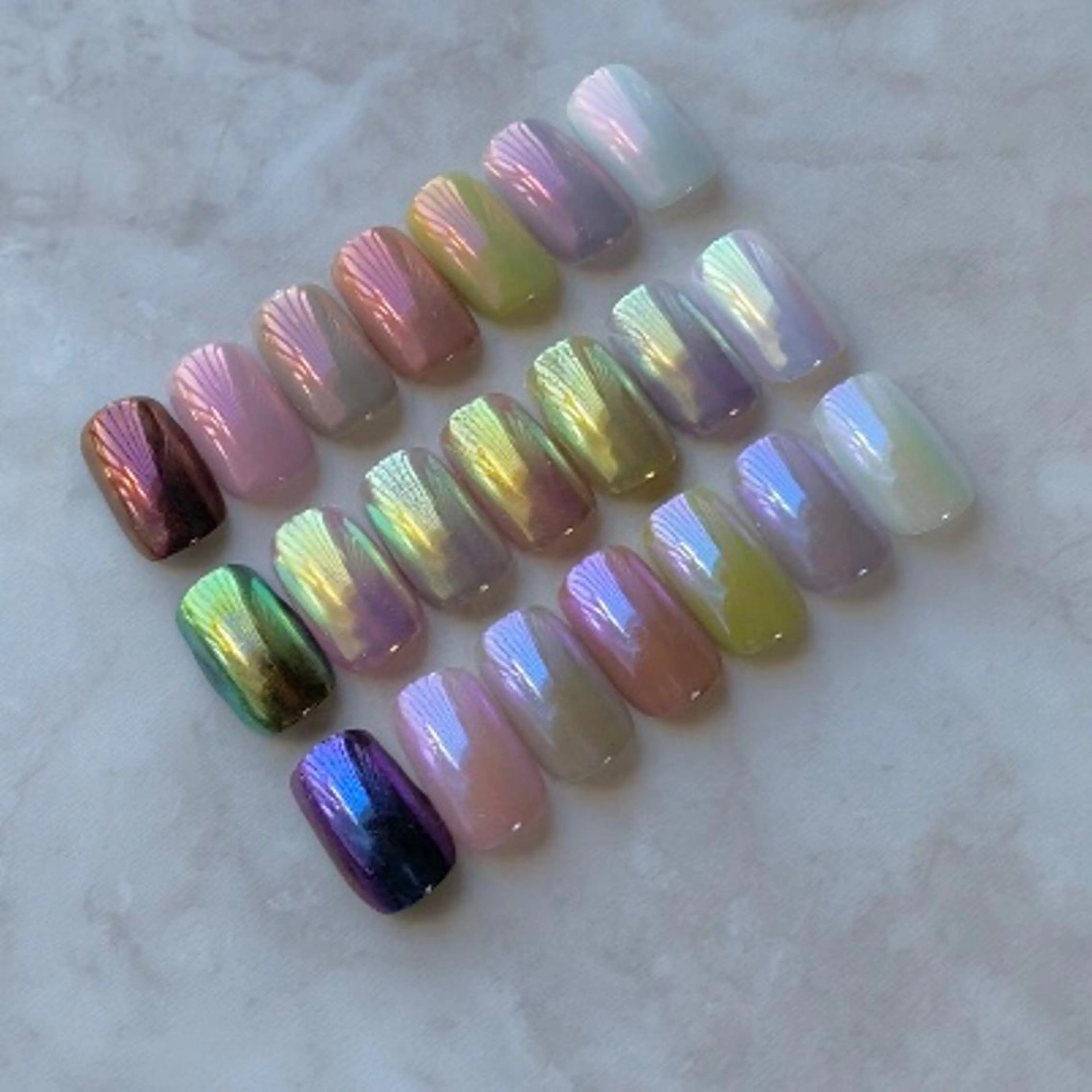 ネイル オーロラネイル ハンドネイル Lee.nail ハルカのネイルデザイン