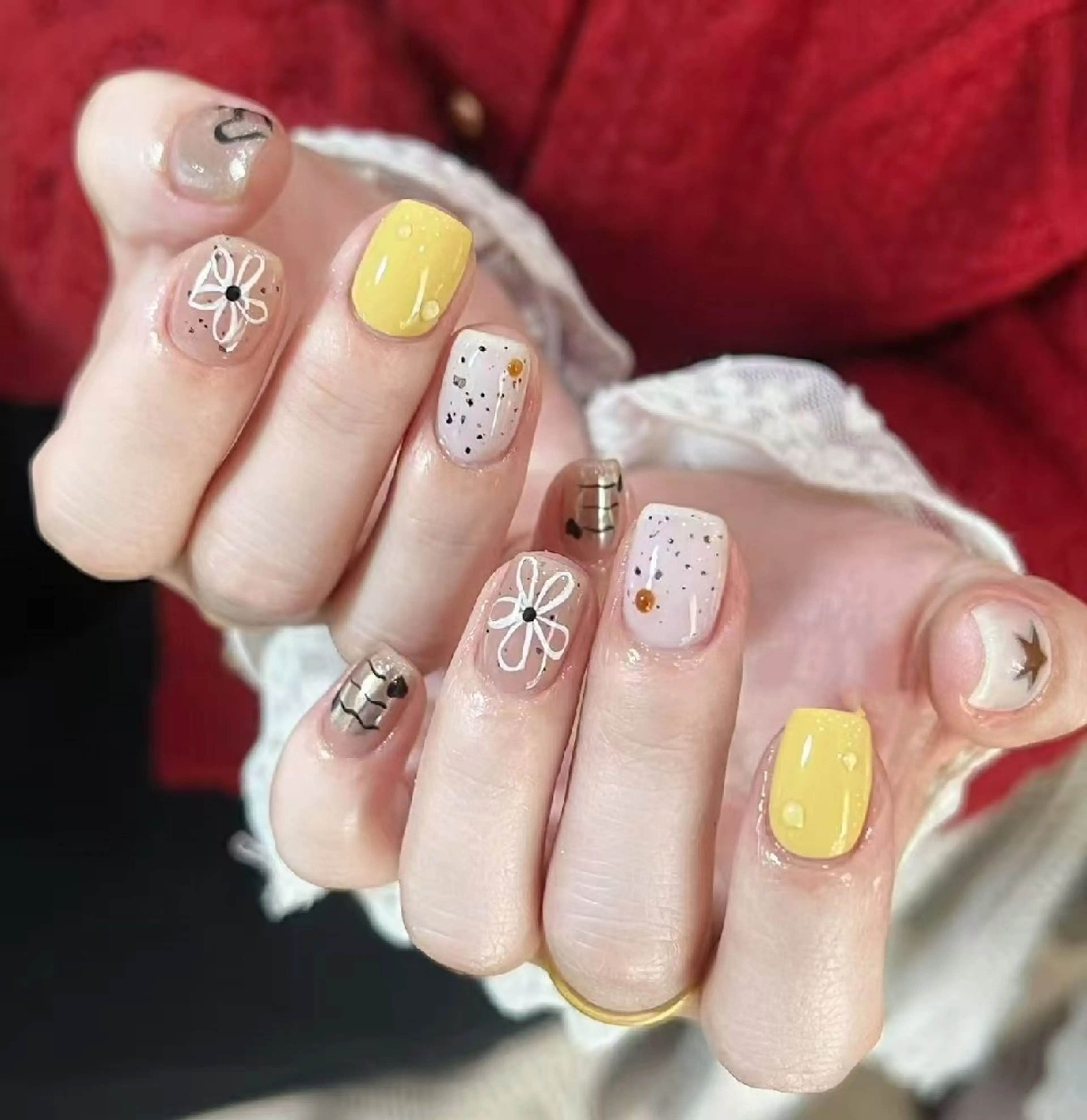 ネイル オーロラネイル フラワーネイル フットネイル フレンチネイル ジェルネイル ハンドネイル Oomiya 服部のネイルデザイン