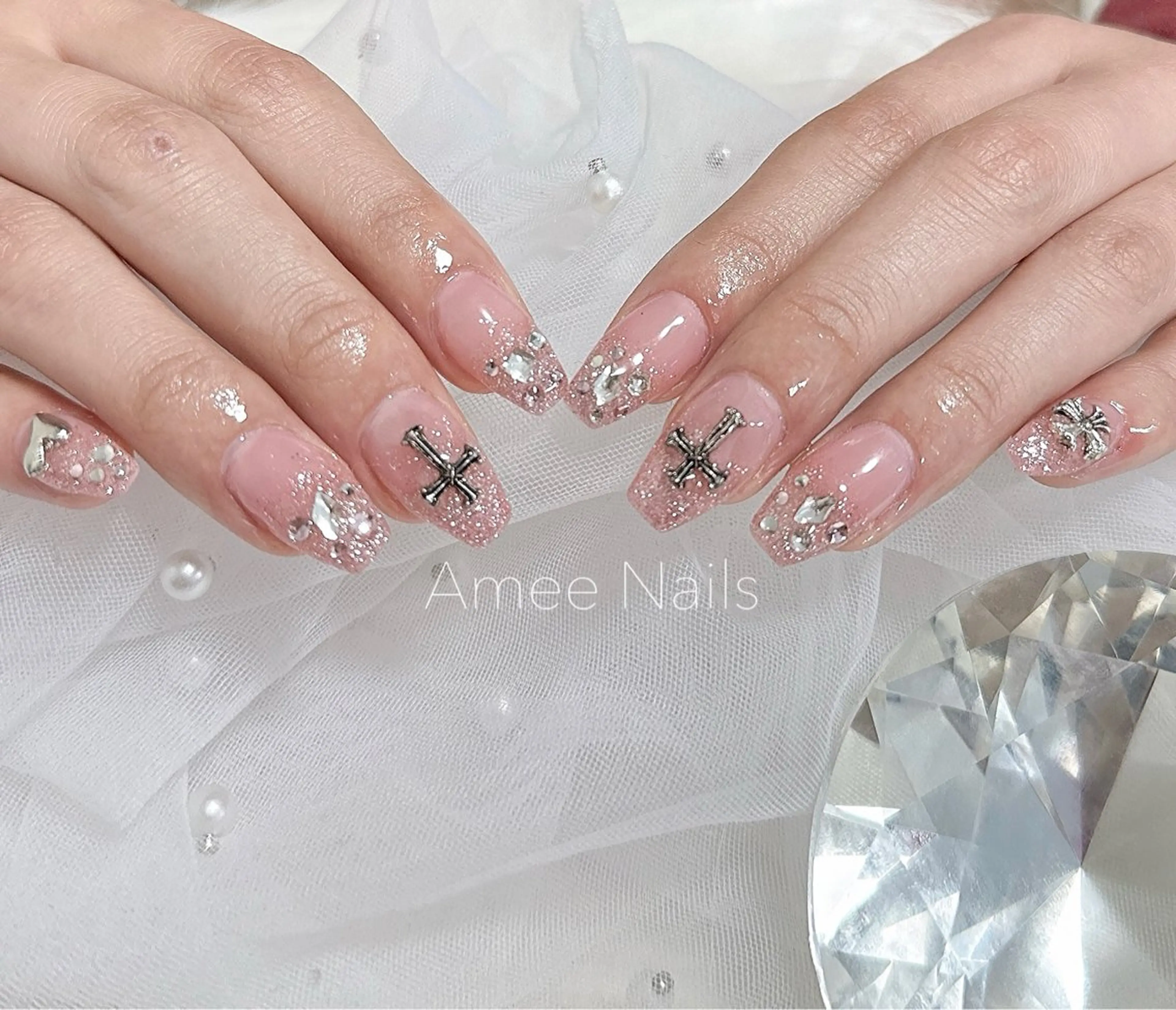 ネイル オーロラネイル クリアネイル フラッシュネイル ジェルネイル グラデーション Amee Nail Salonのネイルデザイン
