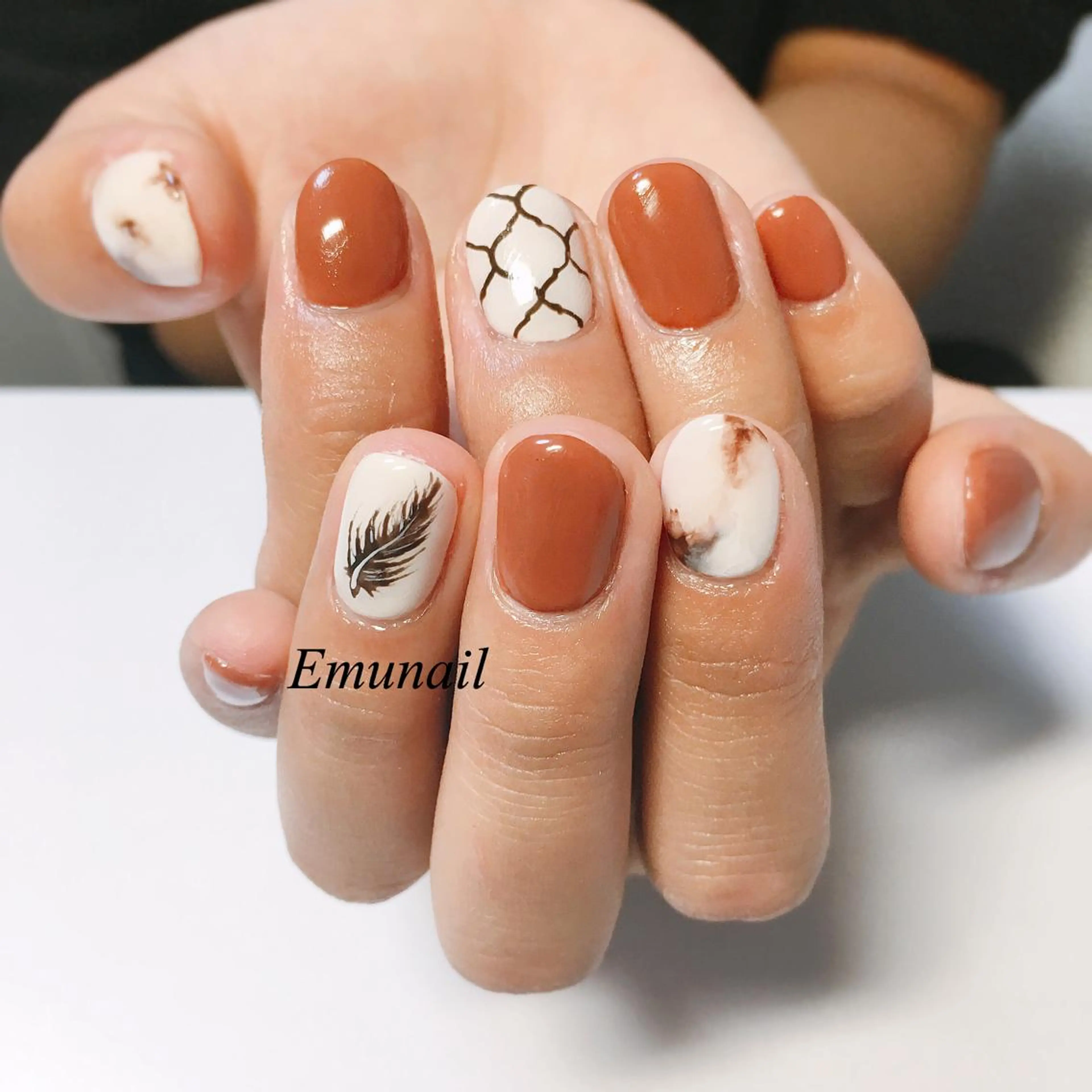 ネイル ハンドネイル Emu Nailのネイルデザイン