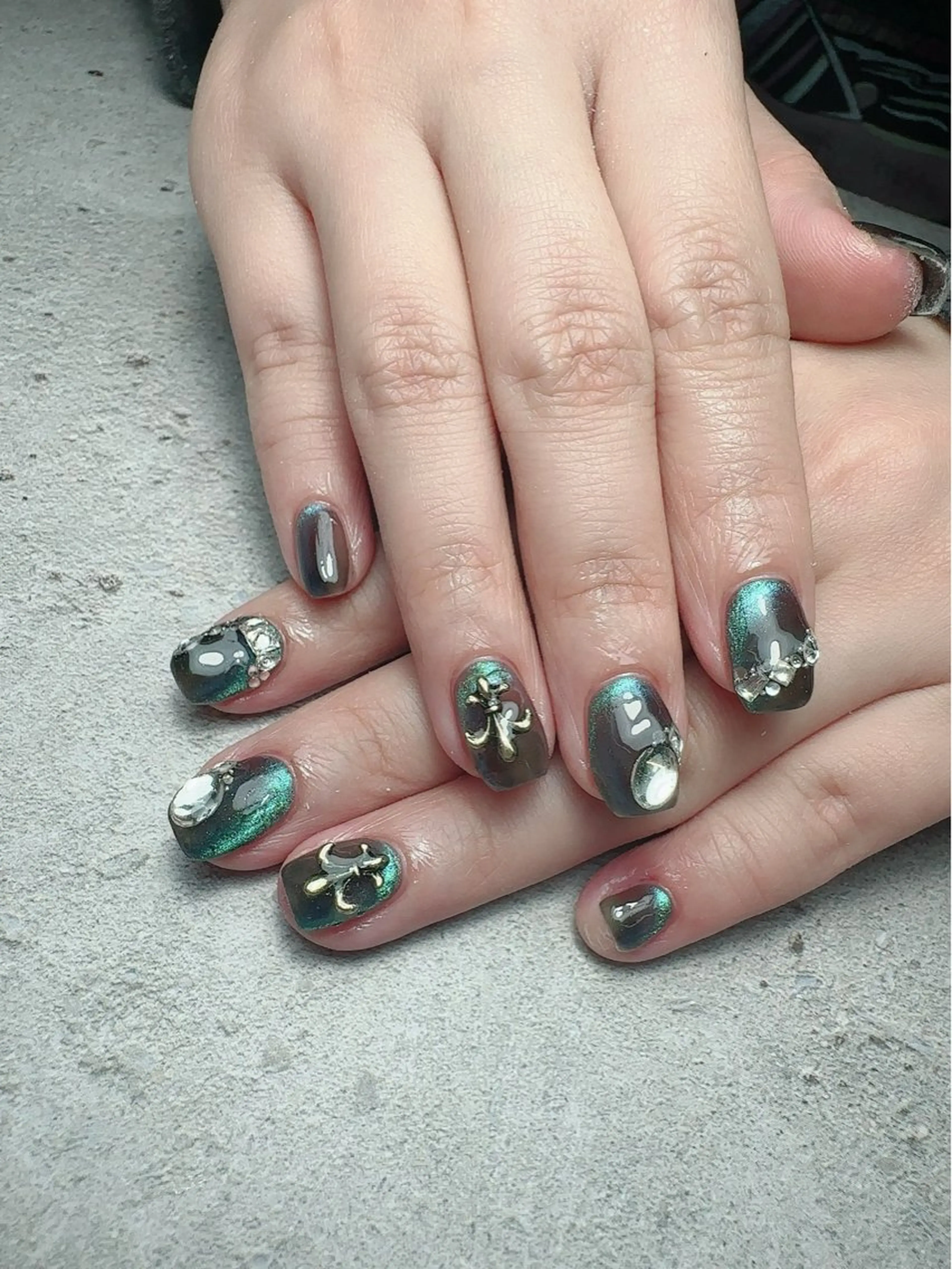 ネイル アートネイル ハート マグネットネイル 持ち込み ニュアンスネイル ハンドネイル Nailsalon Mimiy..♡のネイルデザイン